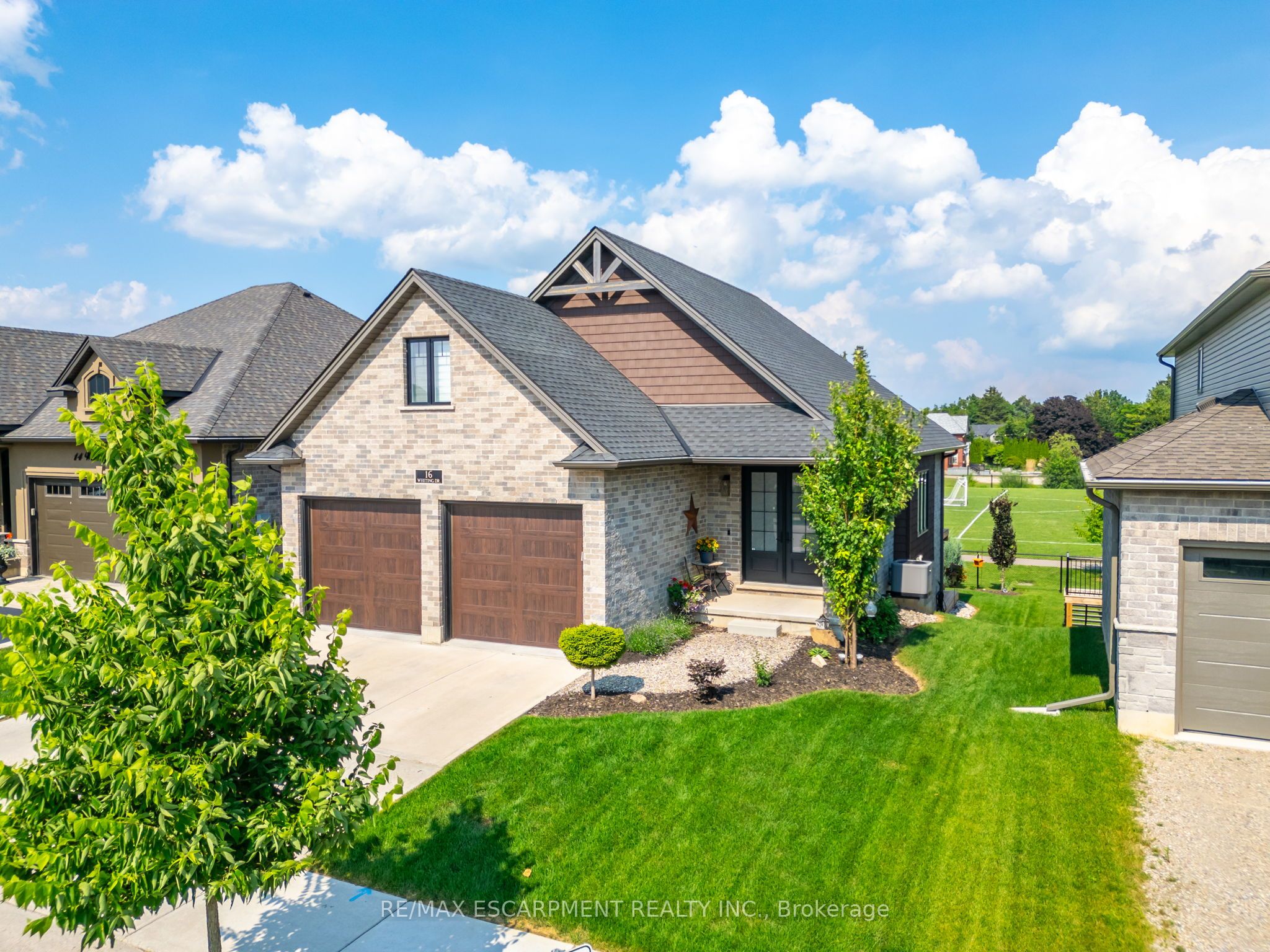 16 Whiting Drive Property Photo 3