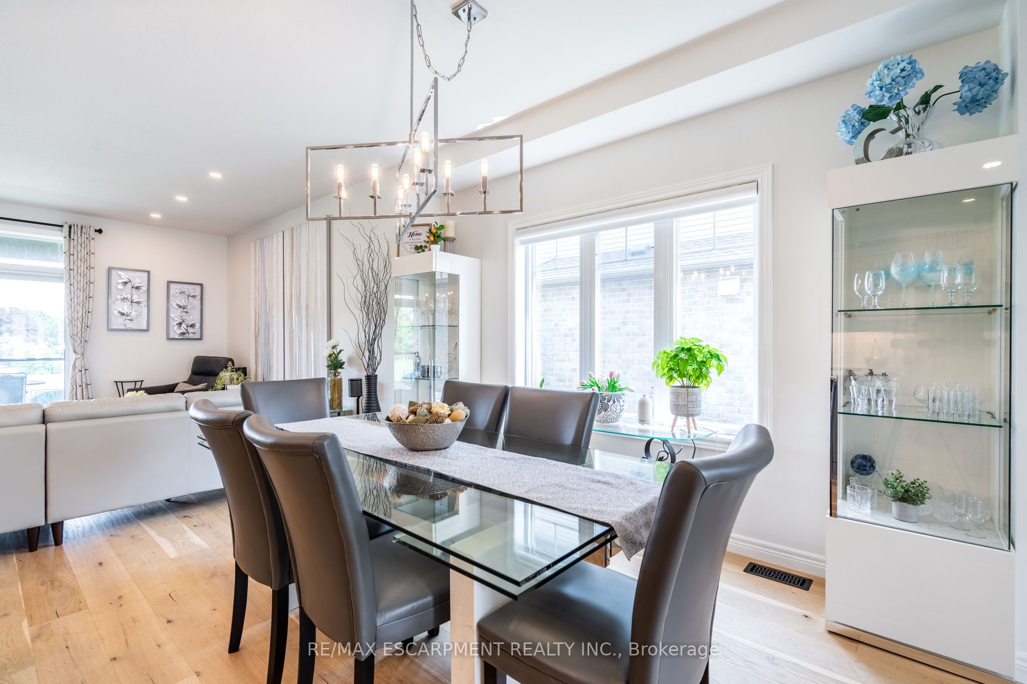 16 Whiting Drive Property Photo 13