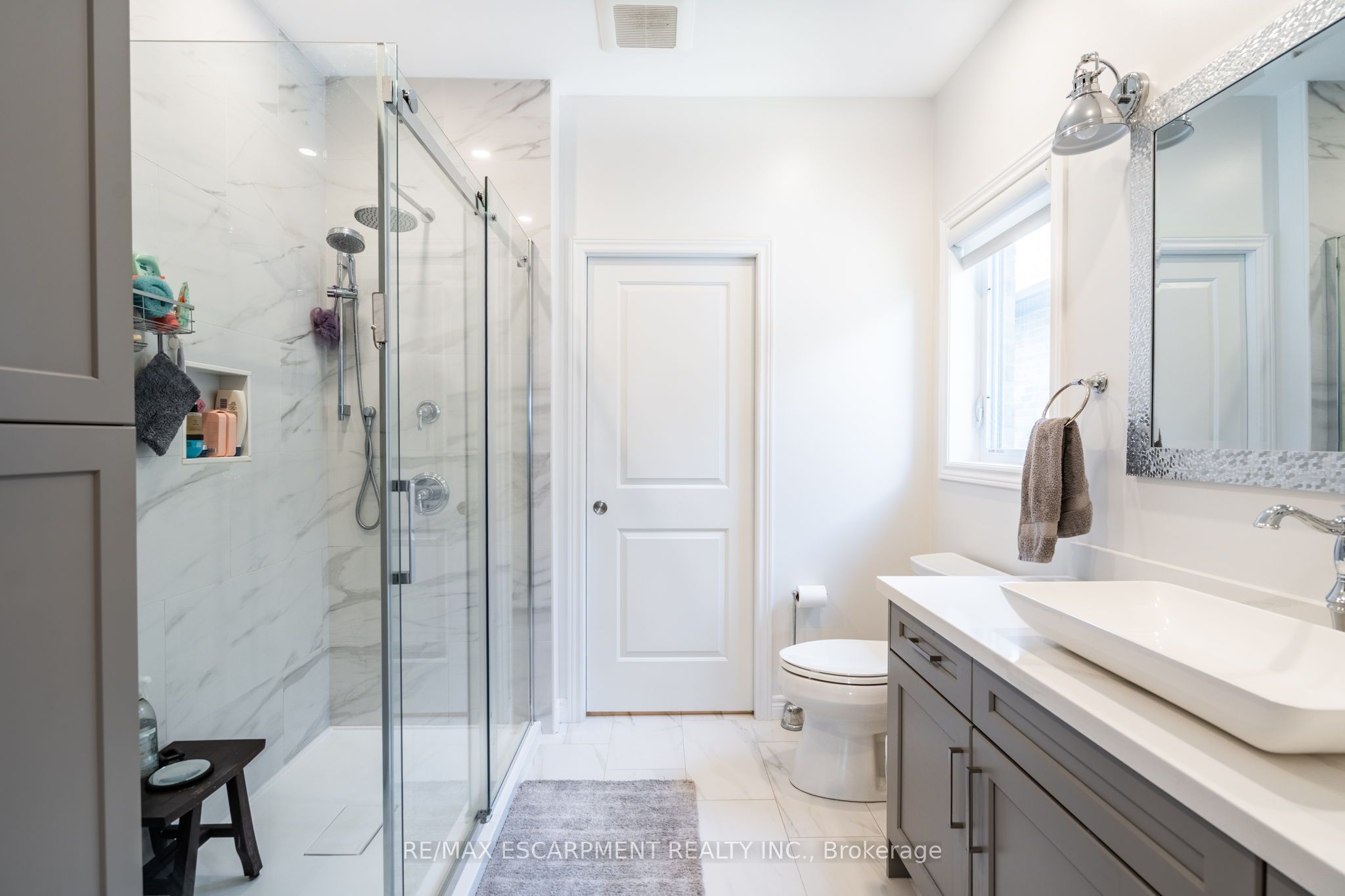 16 Whiting Drive Property Photo 27