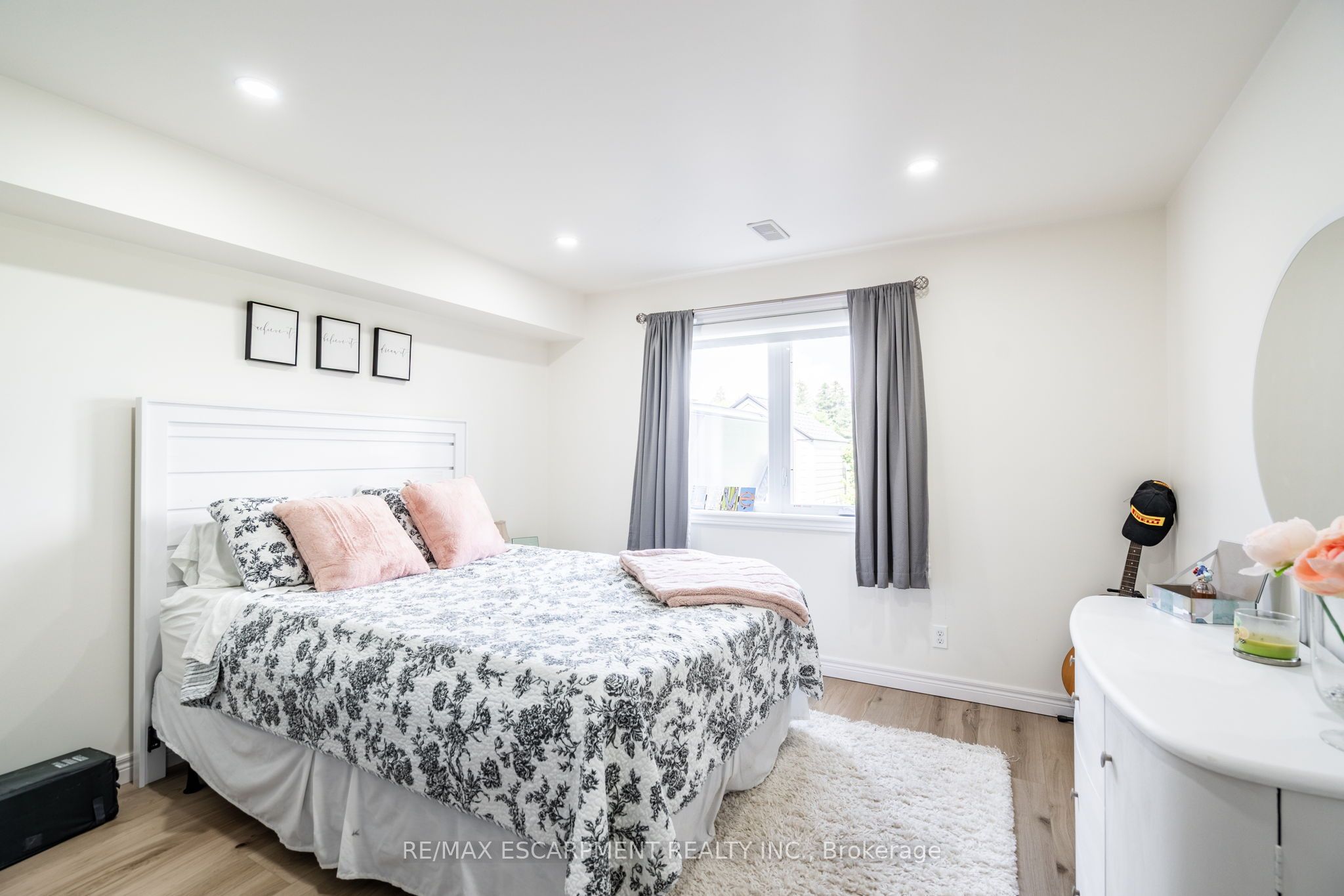 16 Whiting Drive Property Photo 35