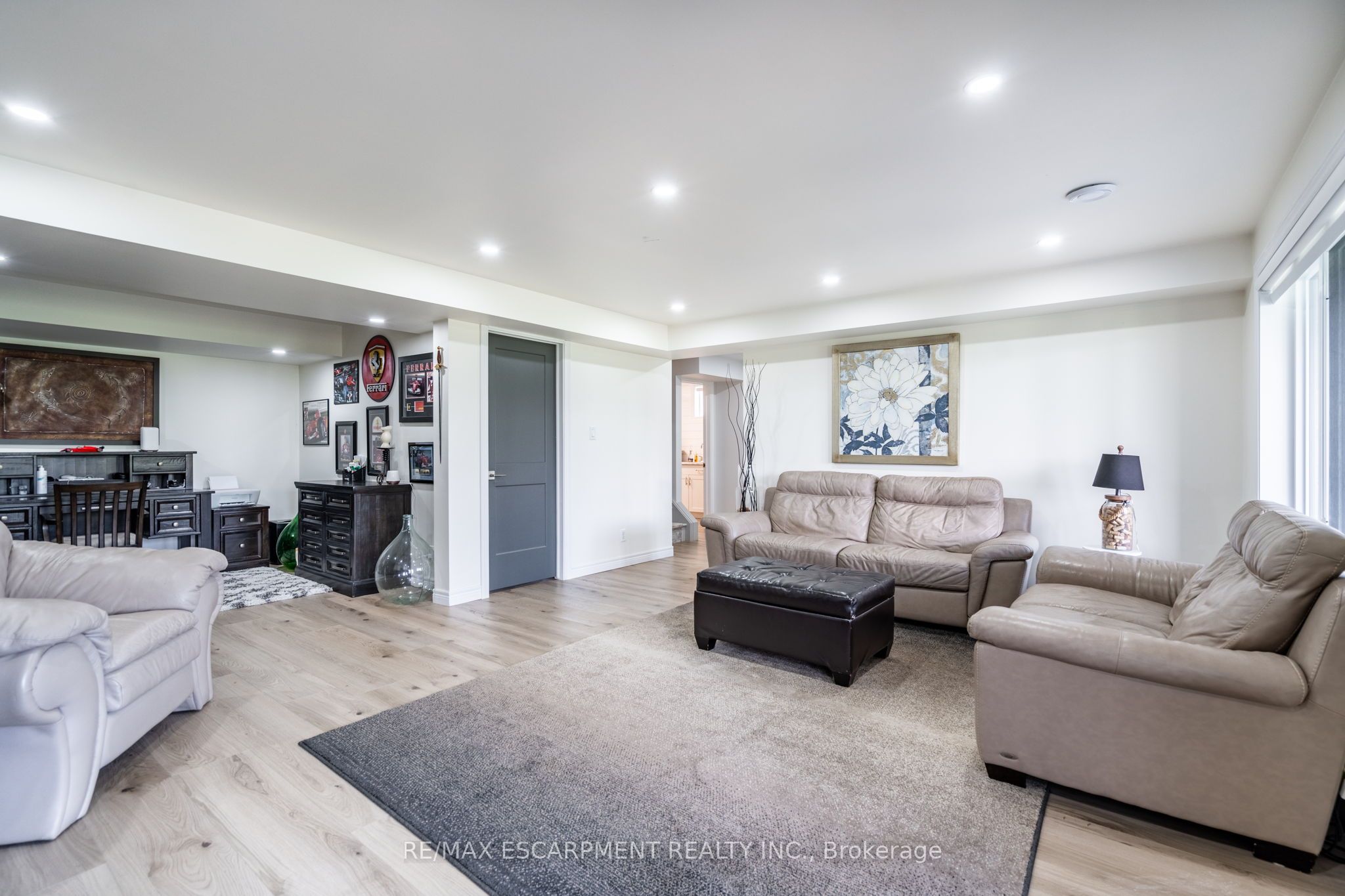 16 Whiting Drive Property Photo 39