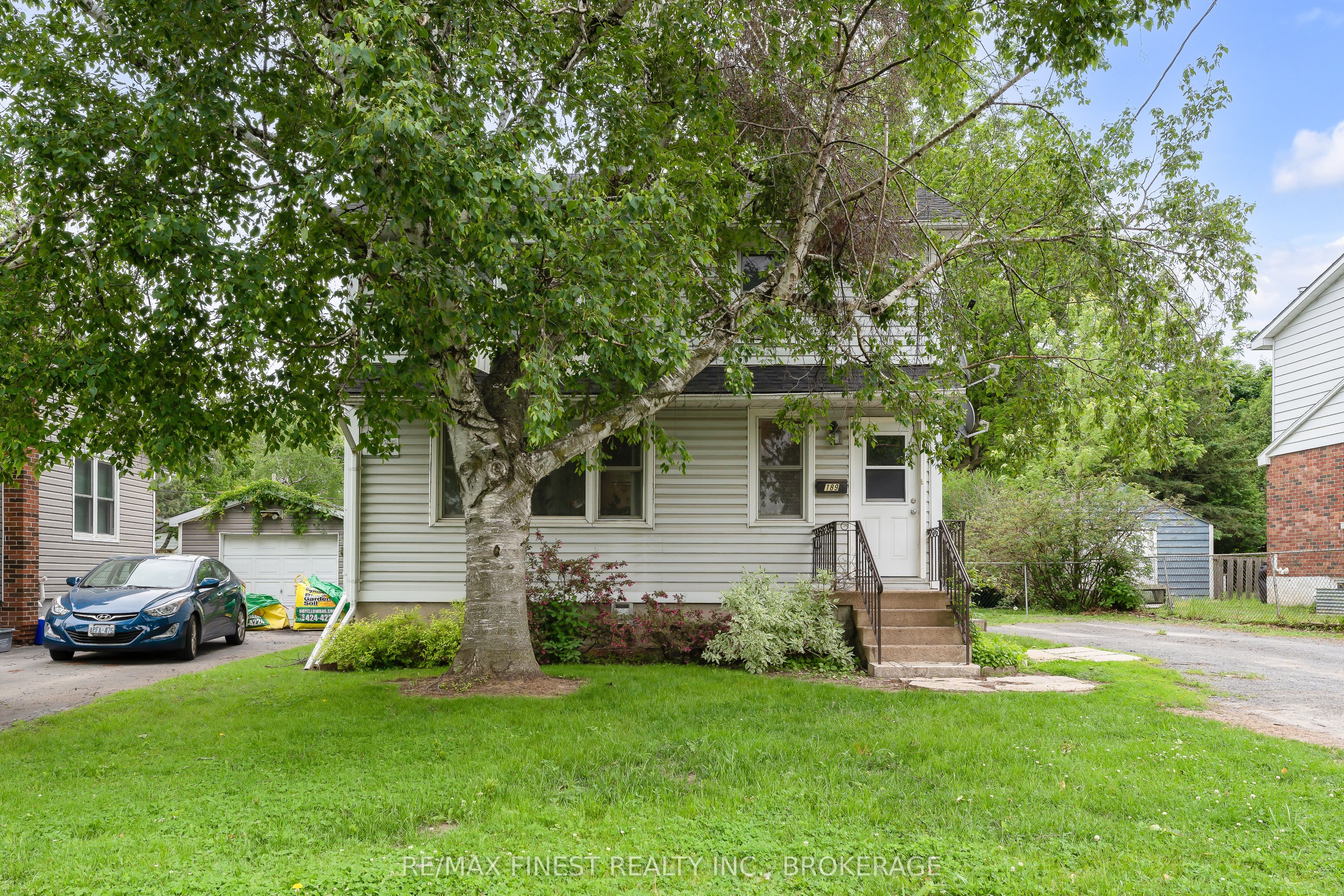 189 Hawthorne Ave Property Photo 1