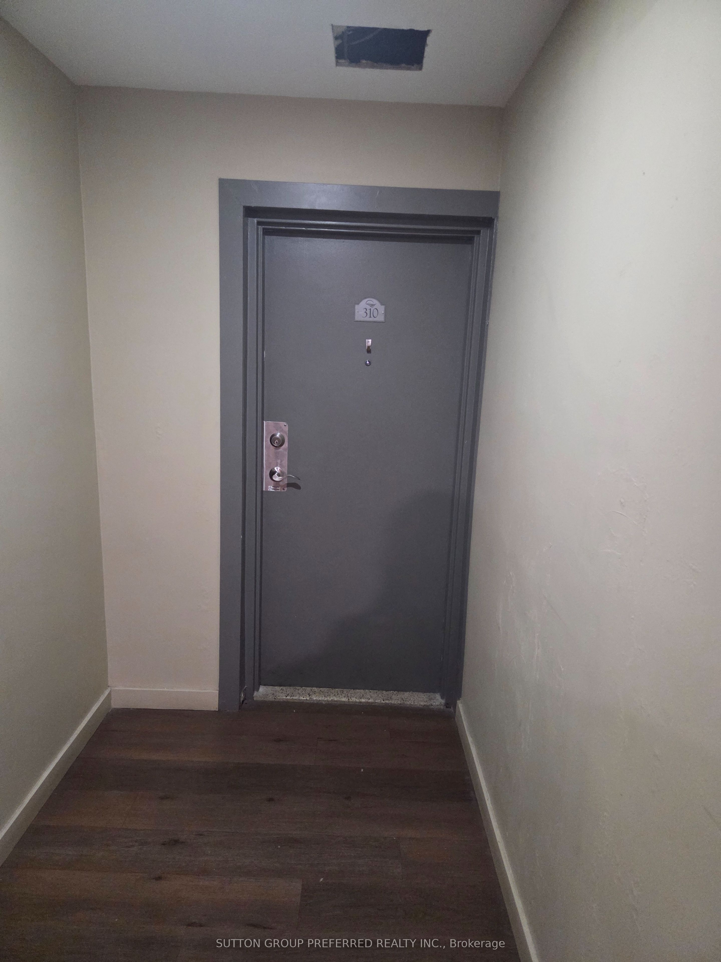 563 Mornington Avenue 310 Property Photo 1