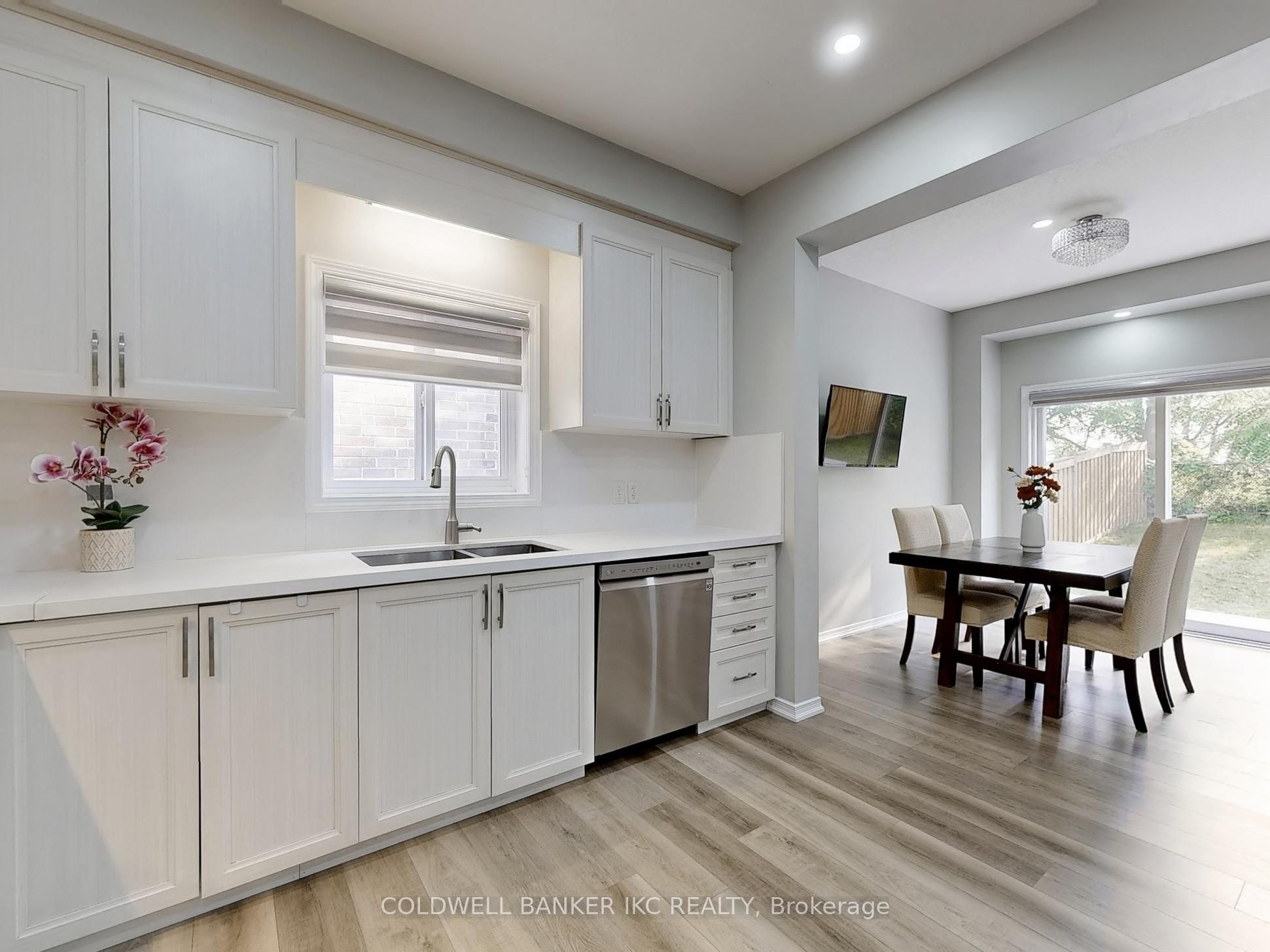 34 Mistywood Street Property Photo 13