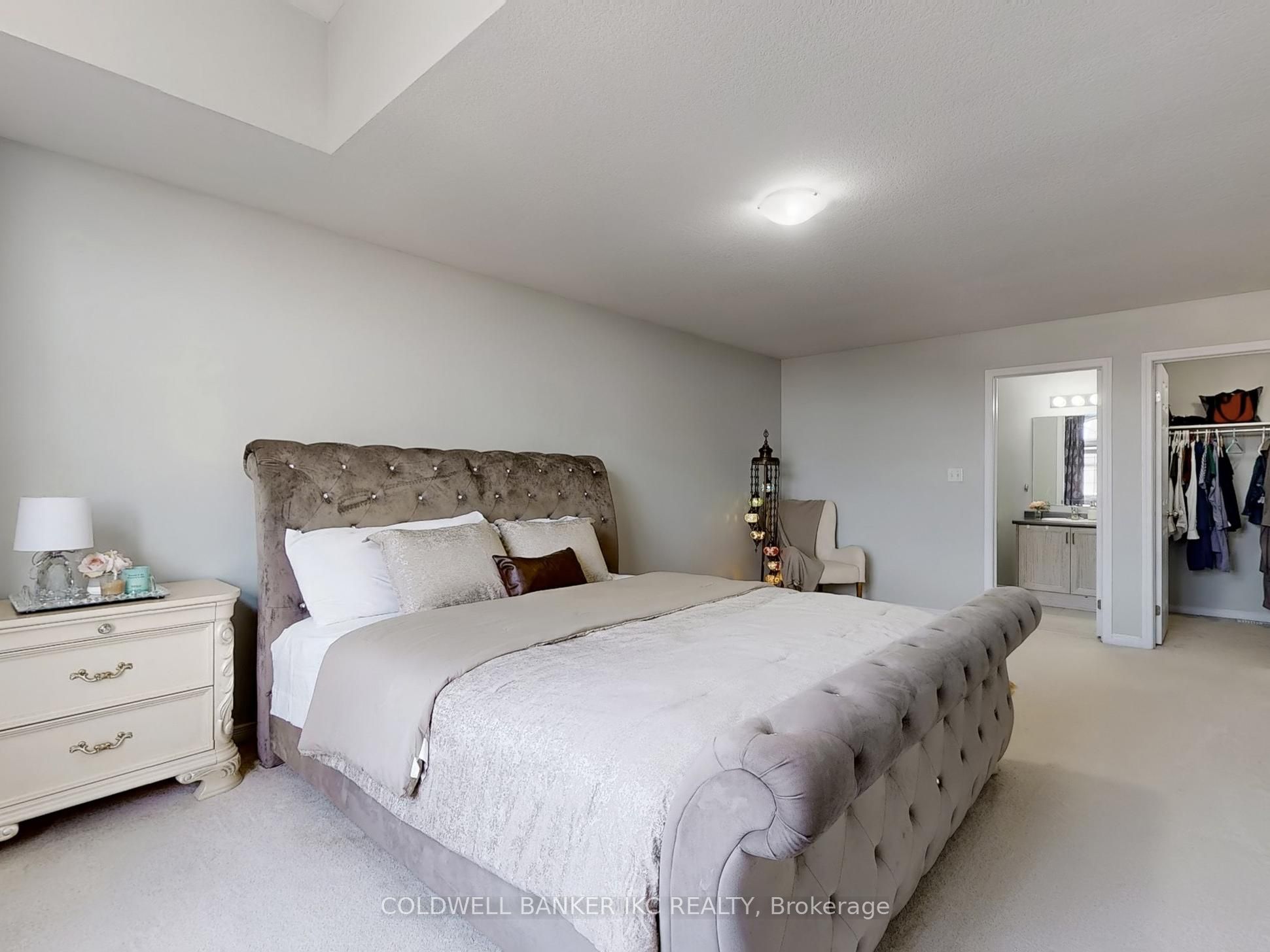 34 Mistywood Street Property Photo 18