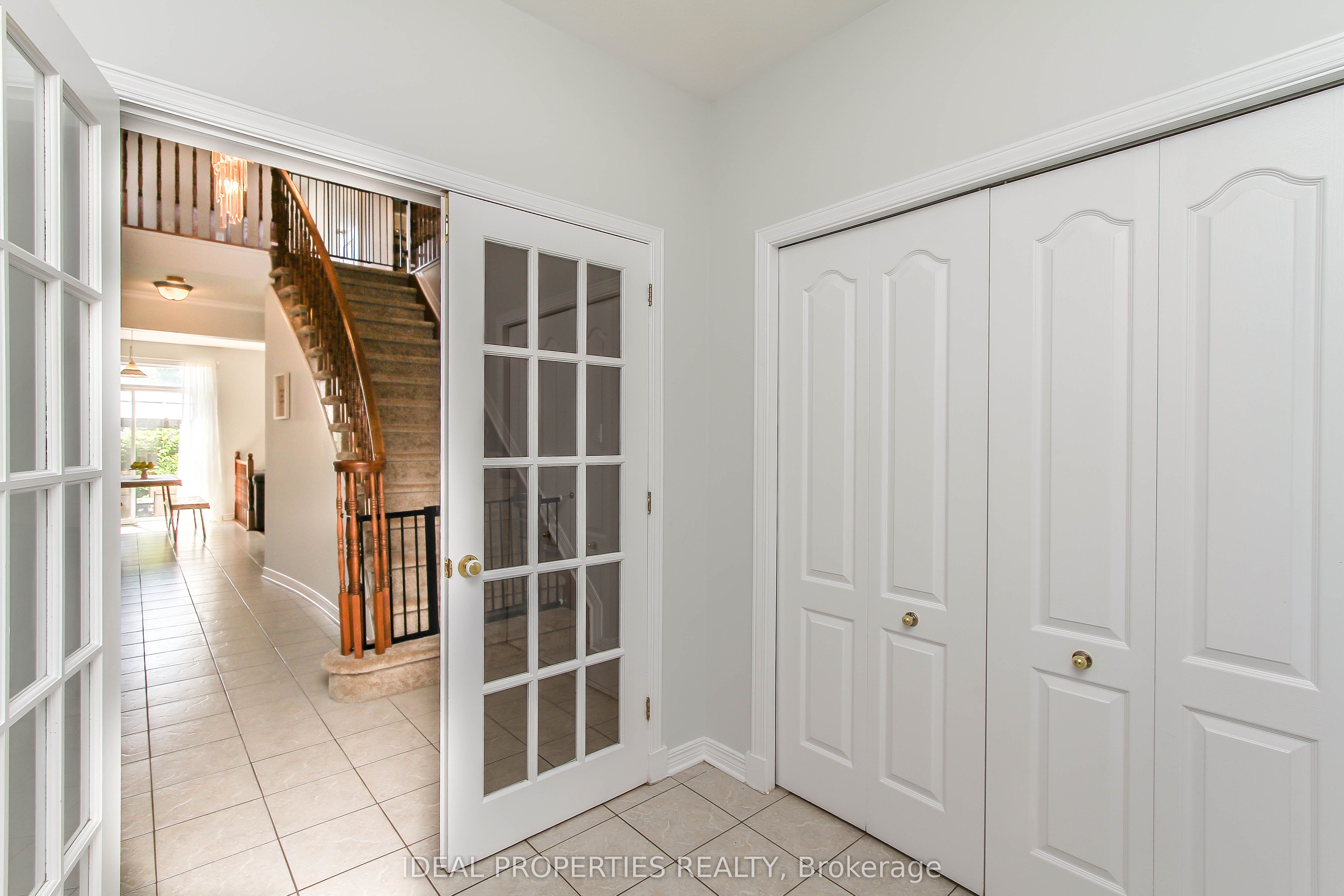 27 Fanterra Way Property Photo 4