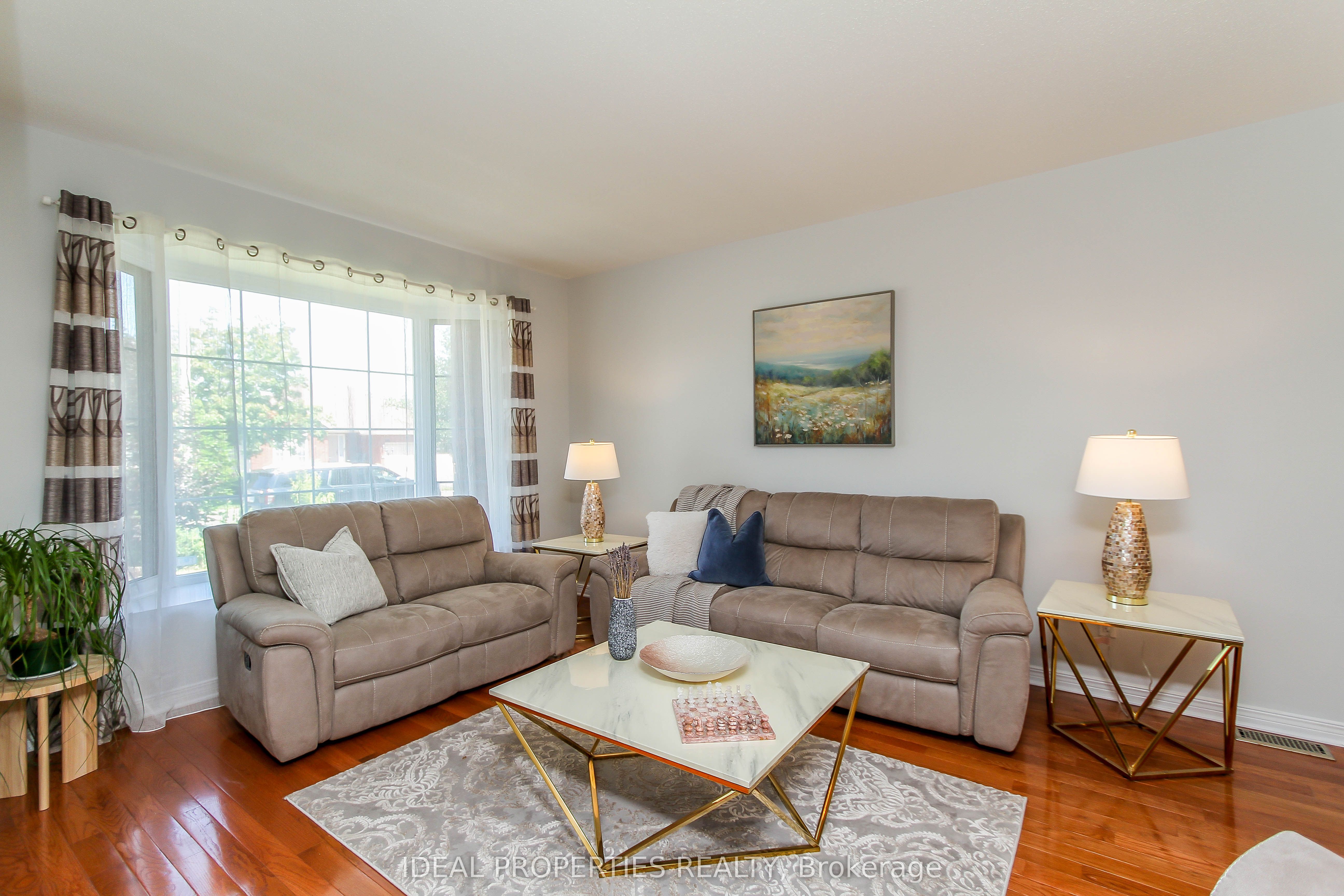 27 Fanterra Way Property Photo 6