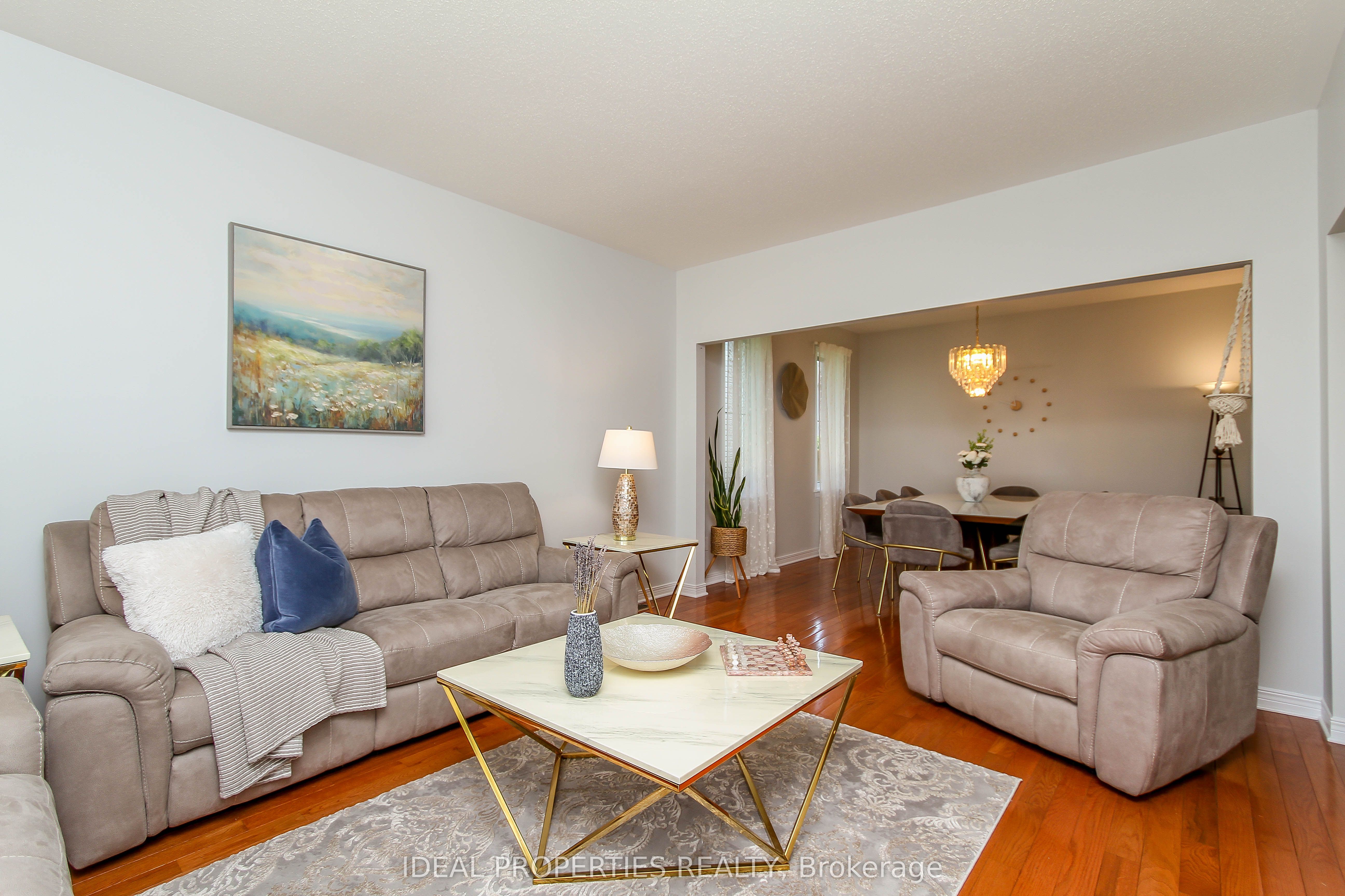 27 Fanterra Way Property Photo 8