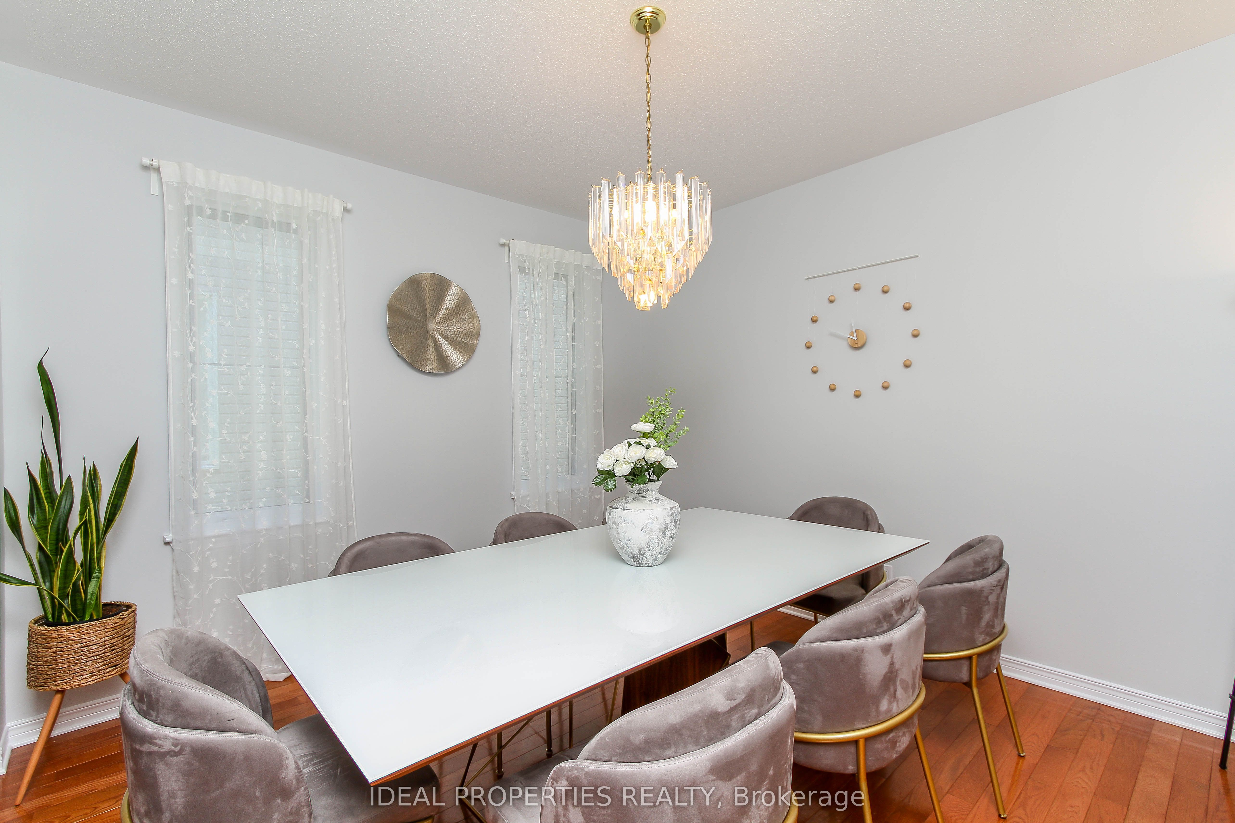 27 Fanterra Way Property Photo 9