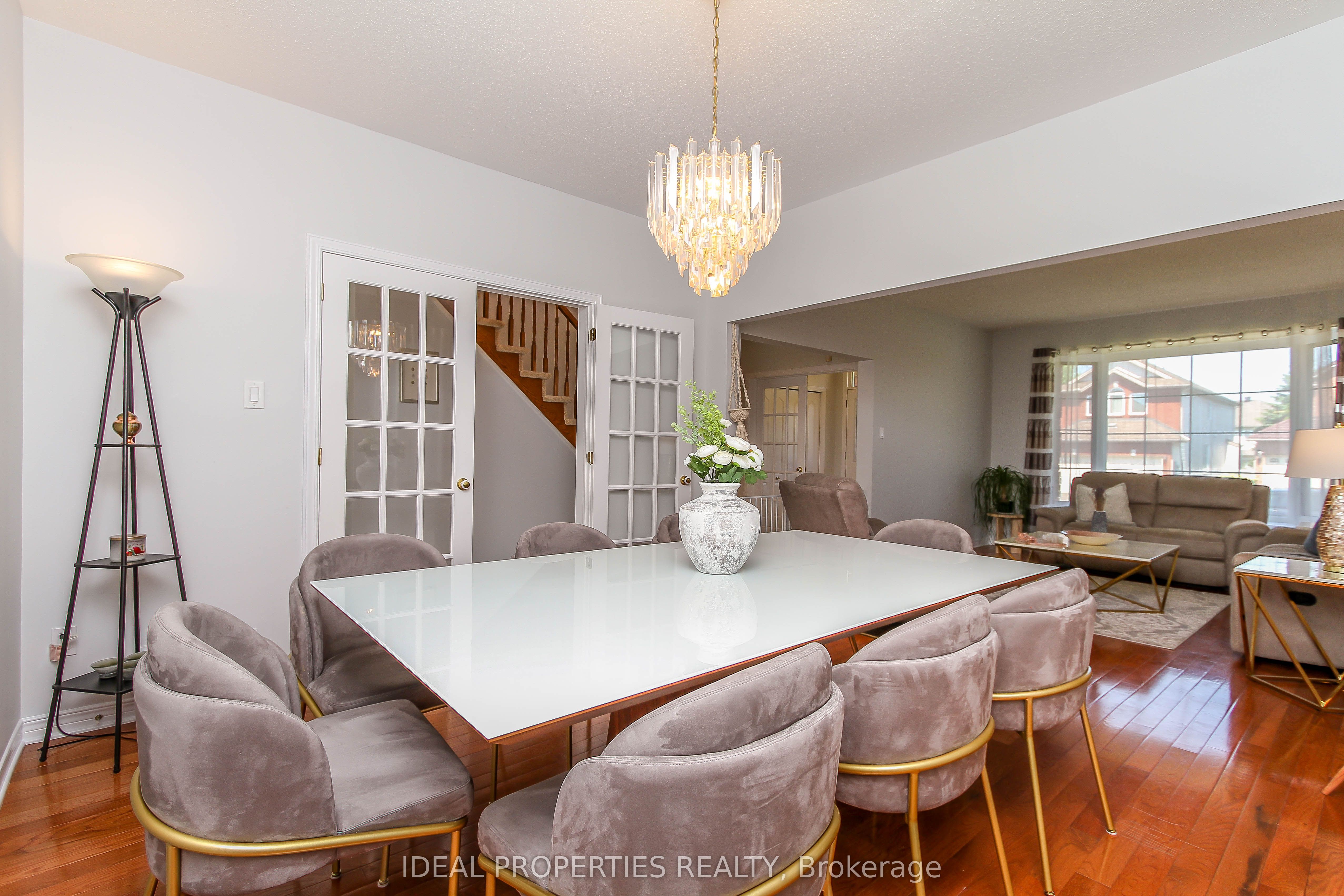 27 Fanterra Way Property Photo 10