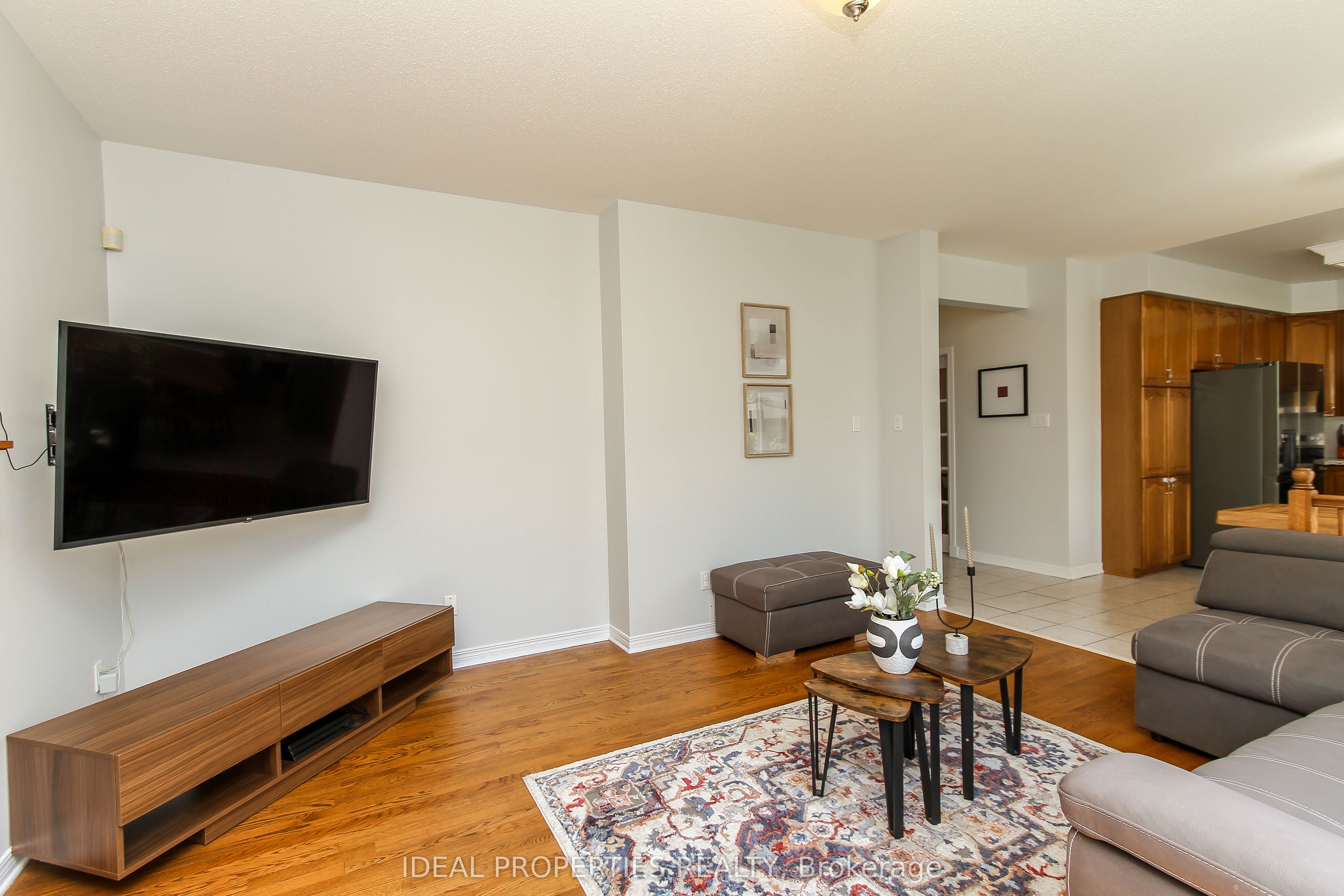 27 Fanterra Way Property Photo 13