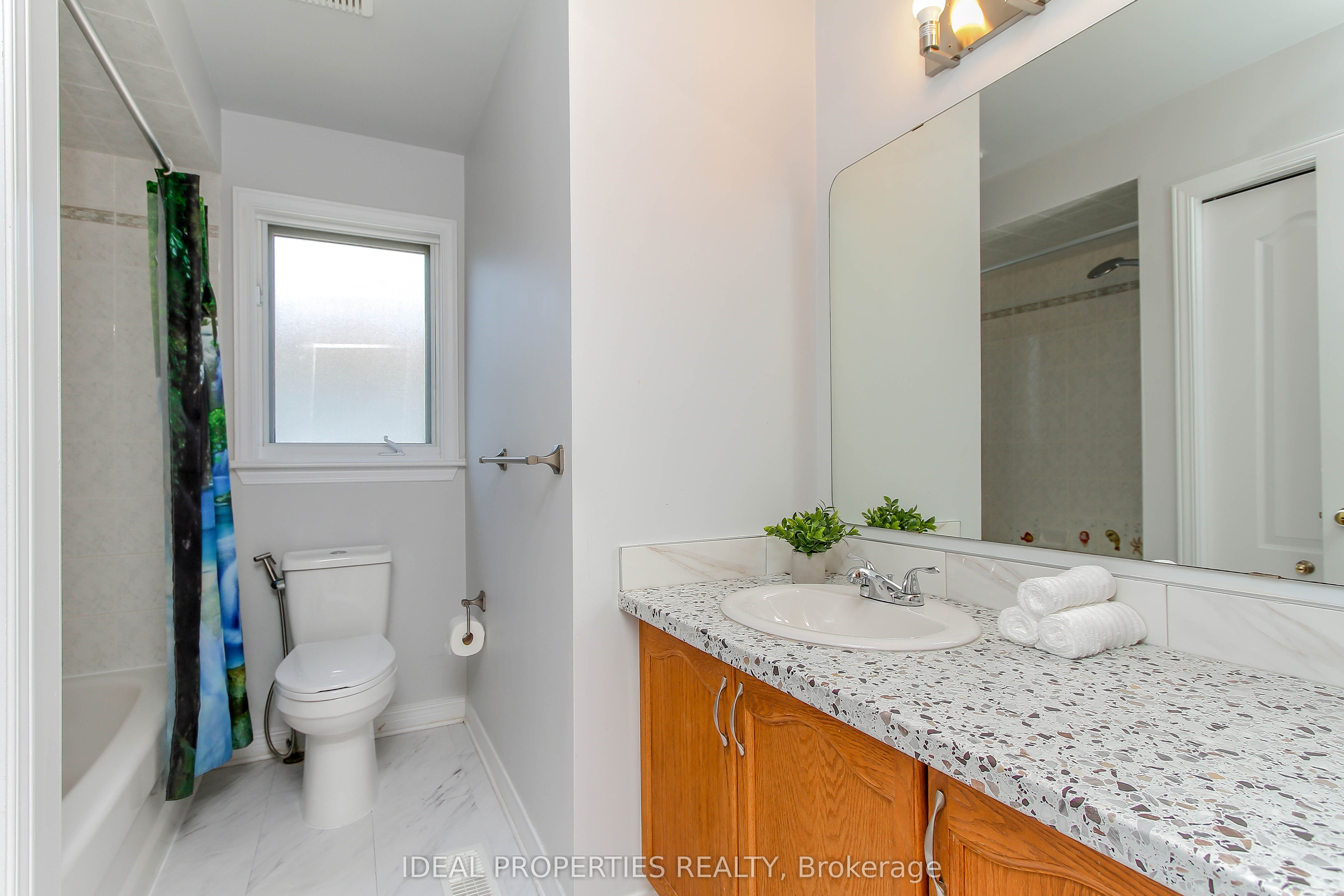 27 Fanterra Way Property Photo 36