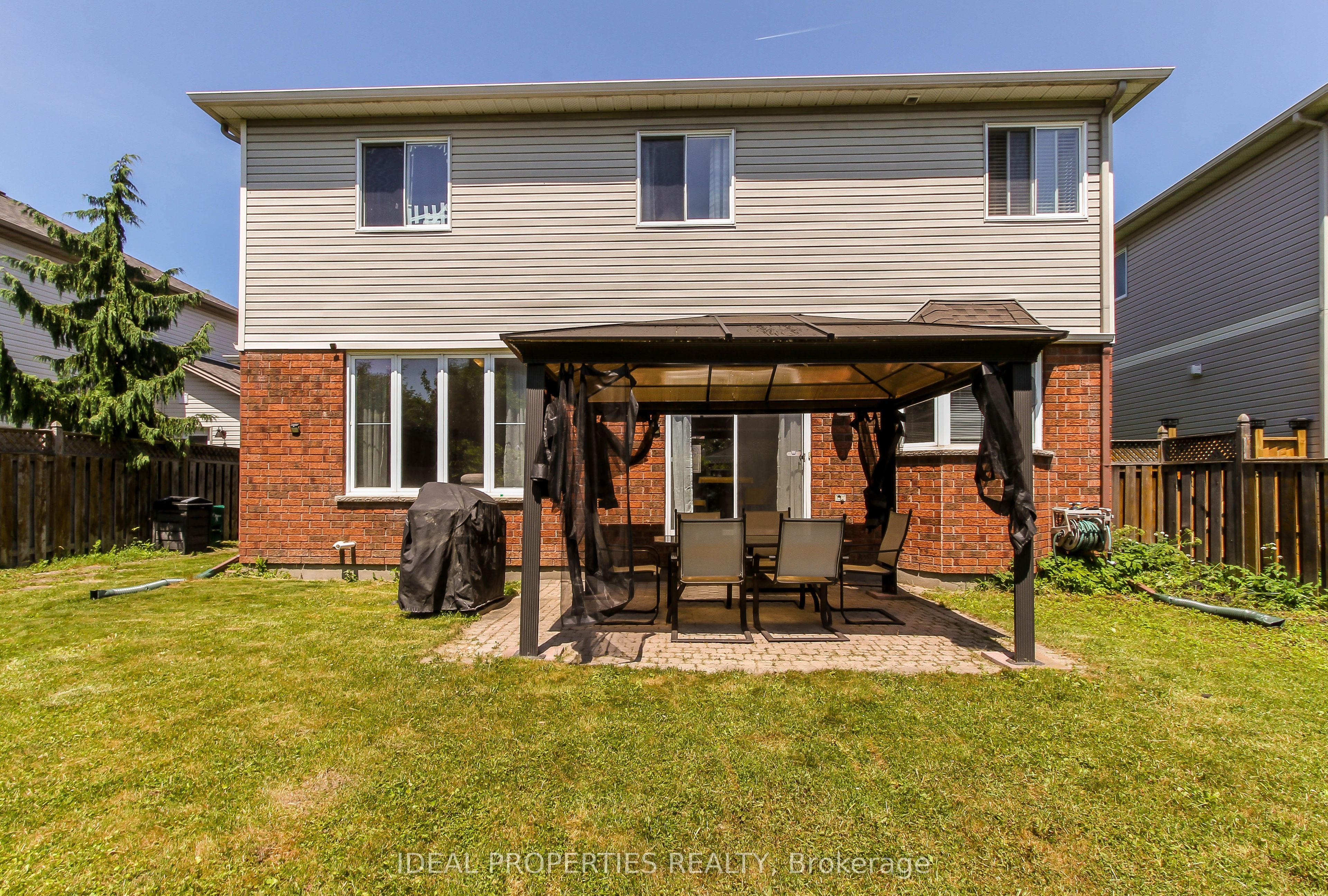 27 Fanterra Way Property Photo 46