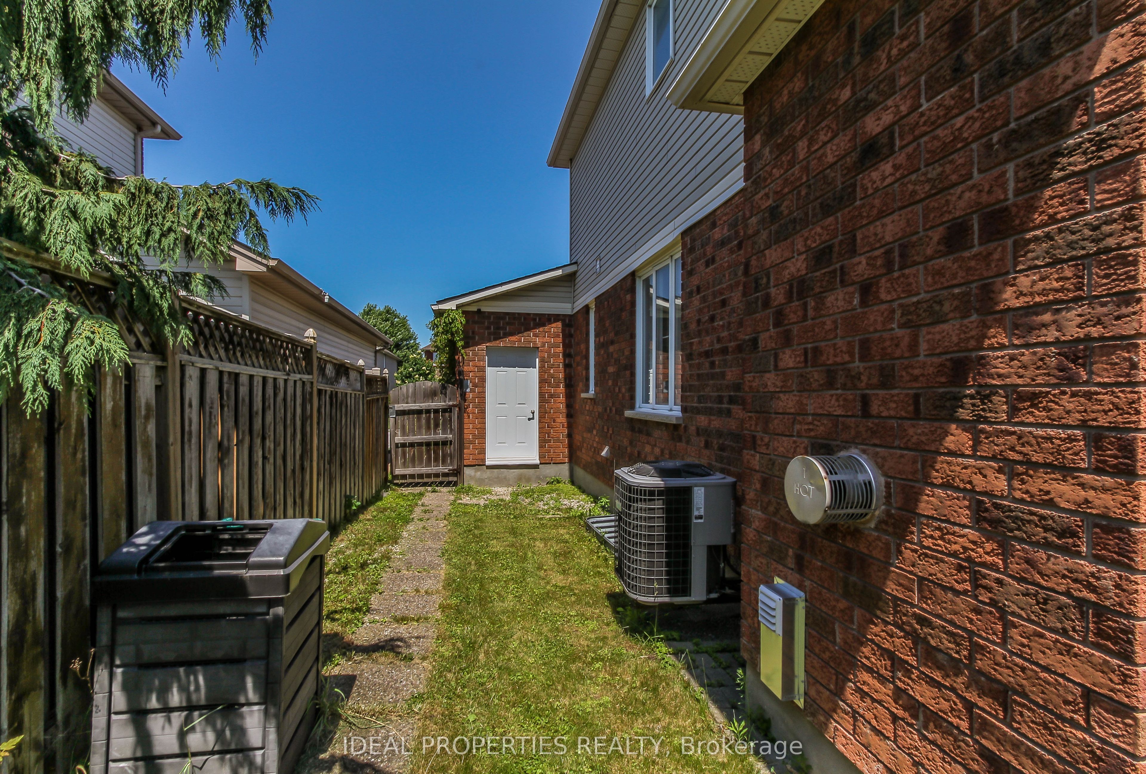 27 Fanterra Way Property Photo 47