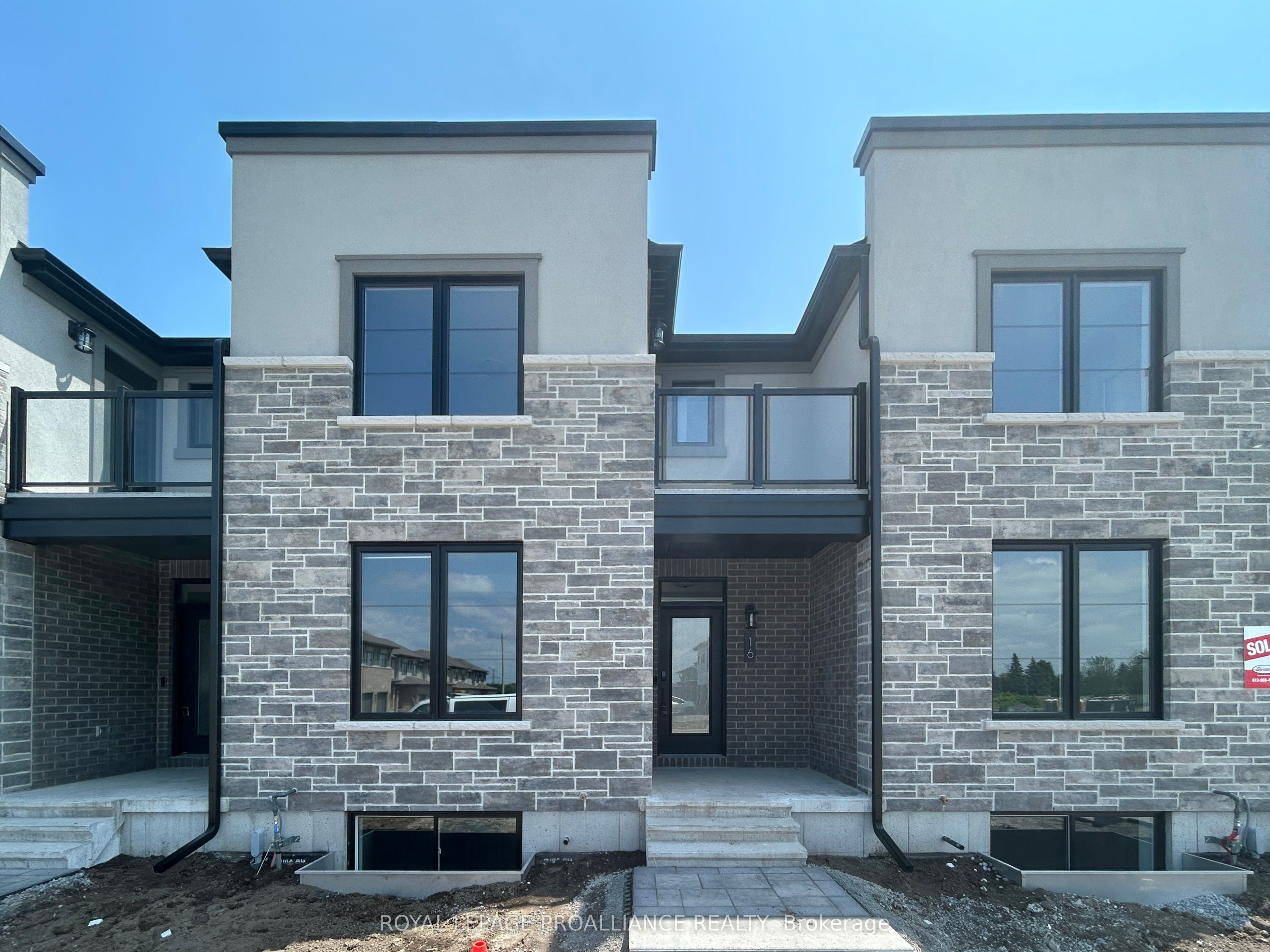 16 Riverstone Way Property Photo 1