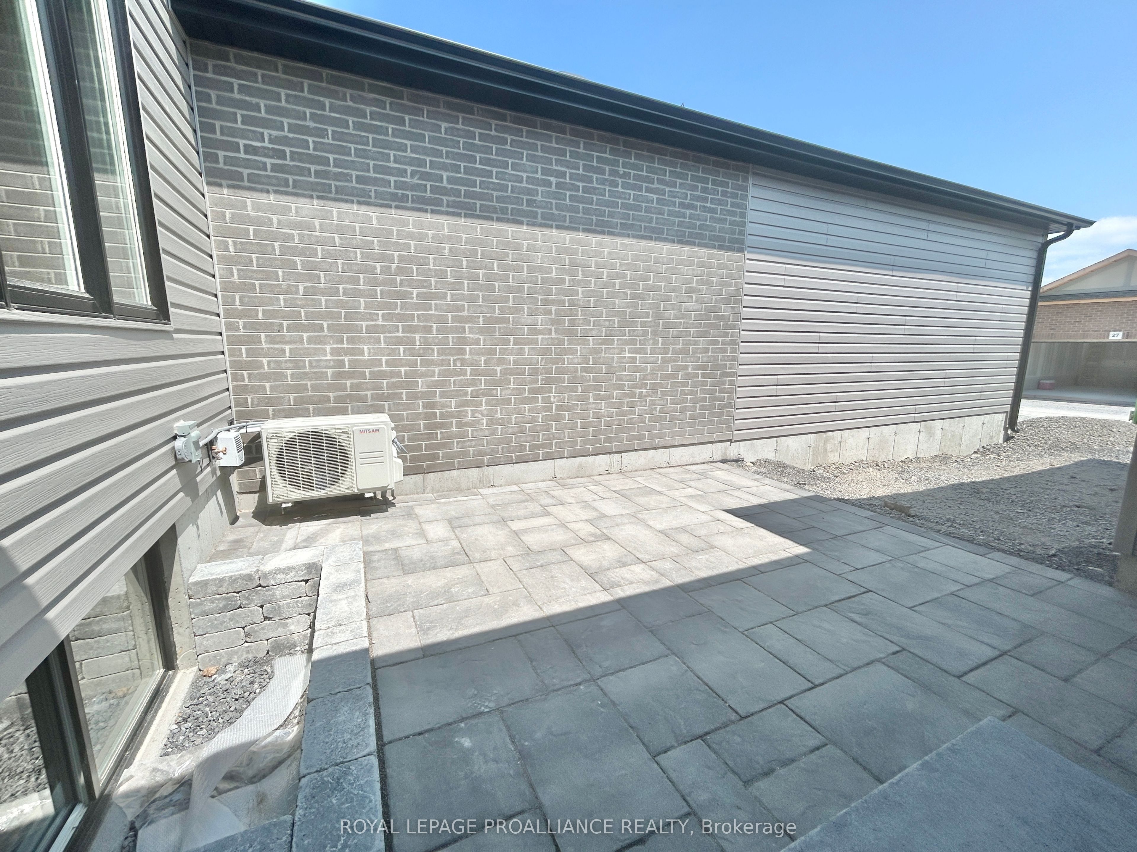 16 Riverstone Way Property Photo 9