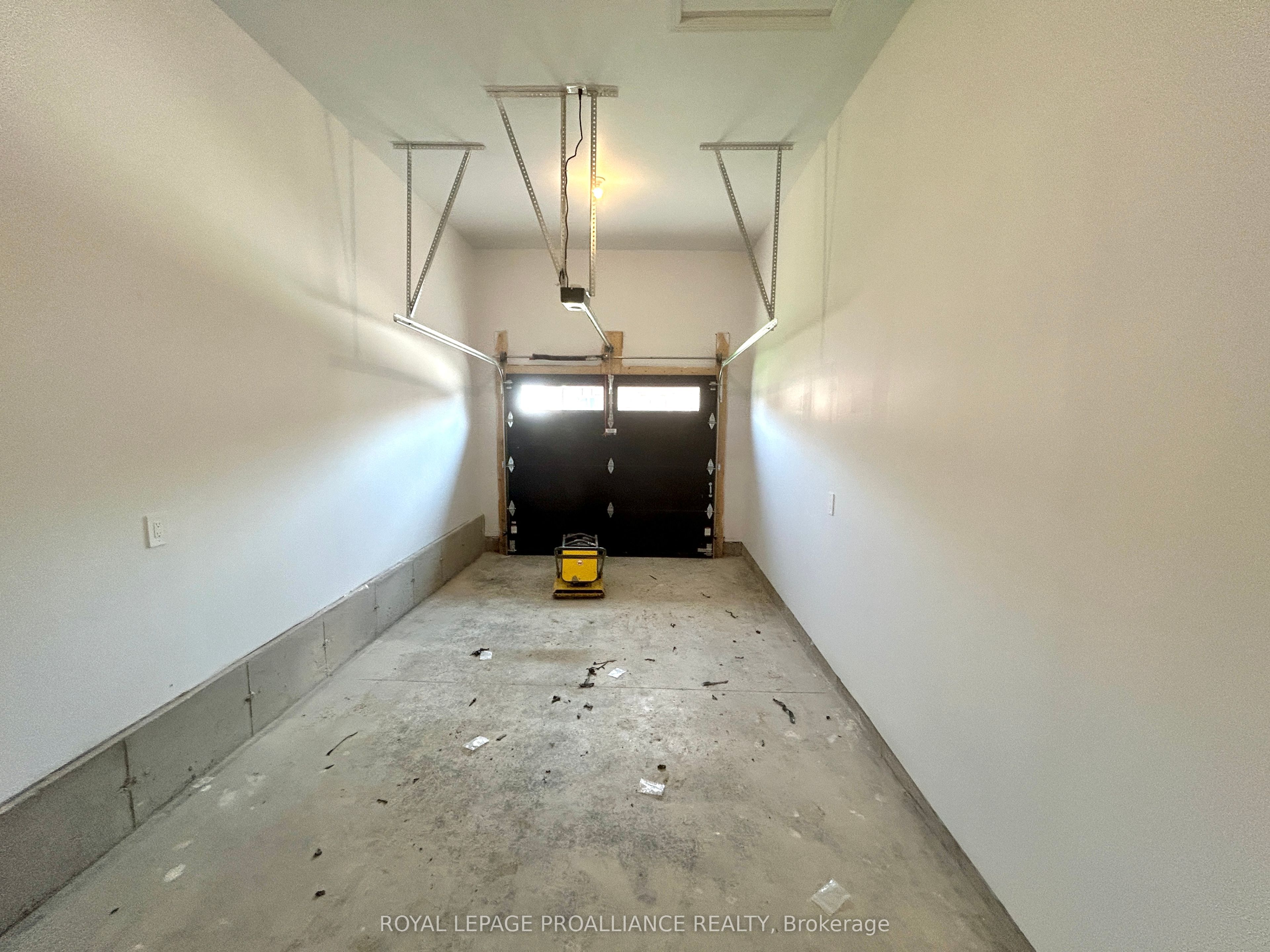 16 Riverstone Way Property Photo 11