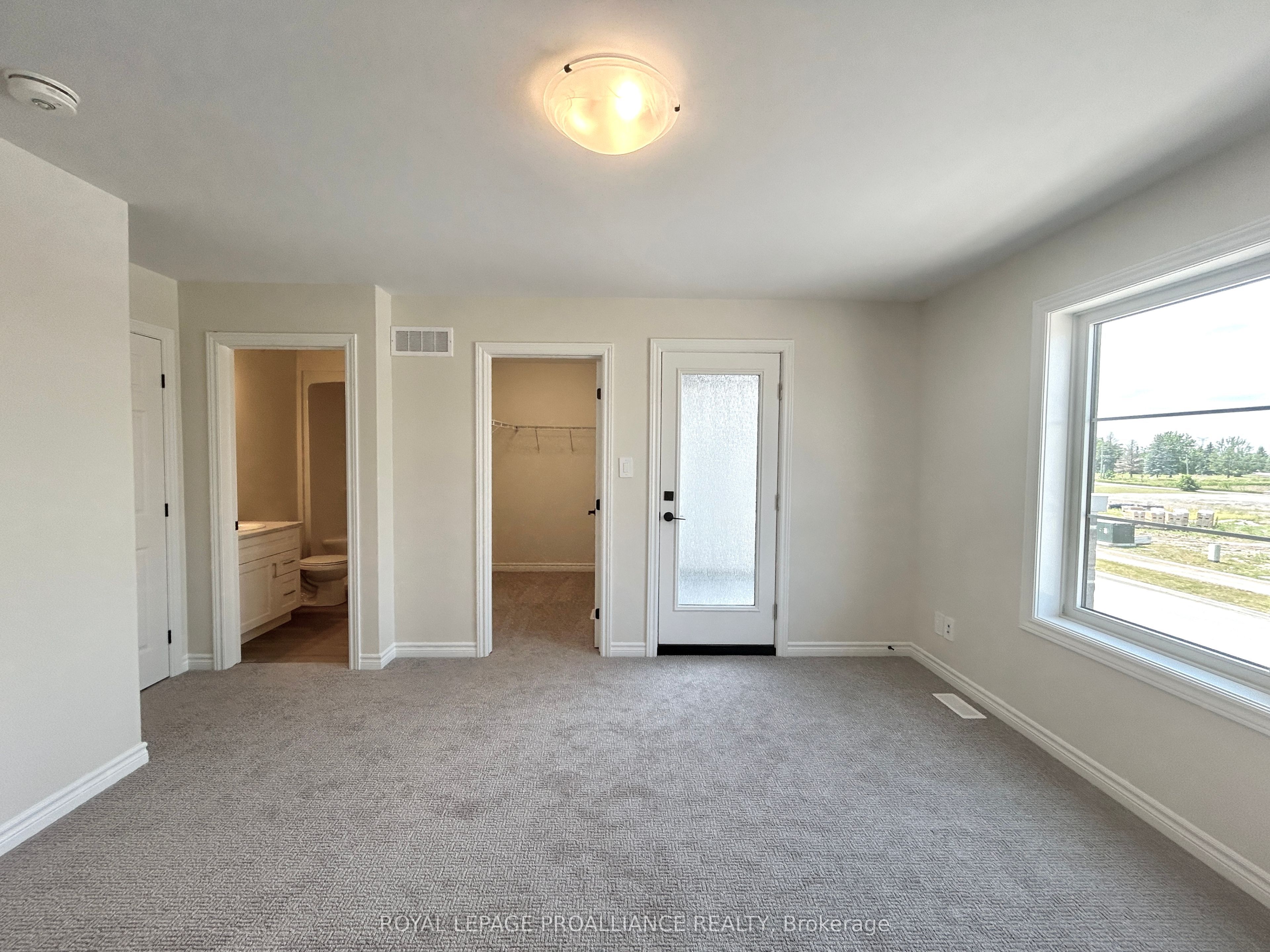 16 Riverstone Way Property Photo 14