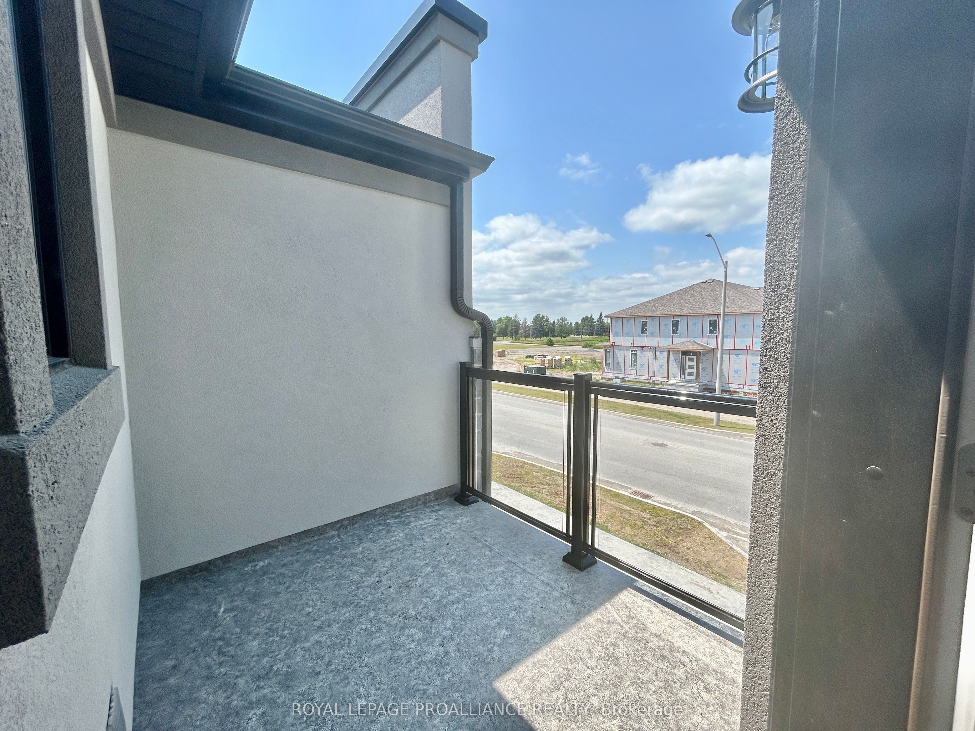 16 Riverstone Way Property Photo 17