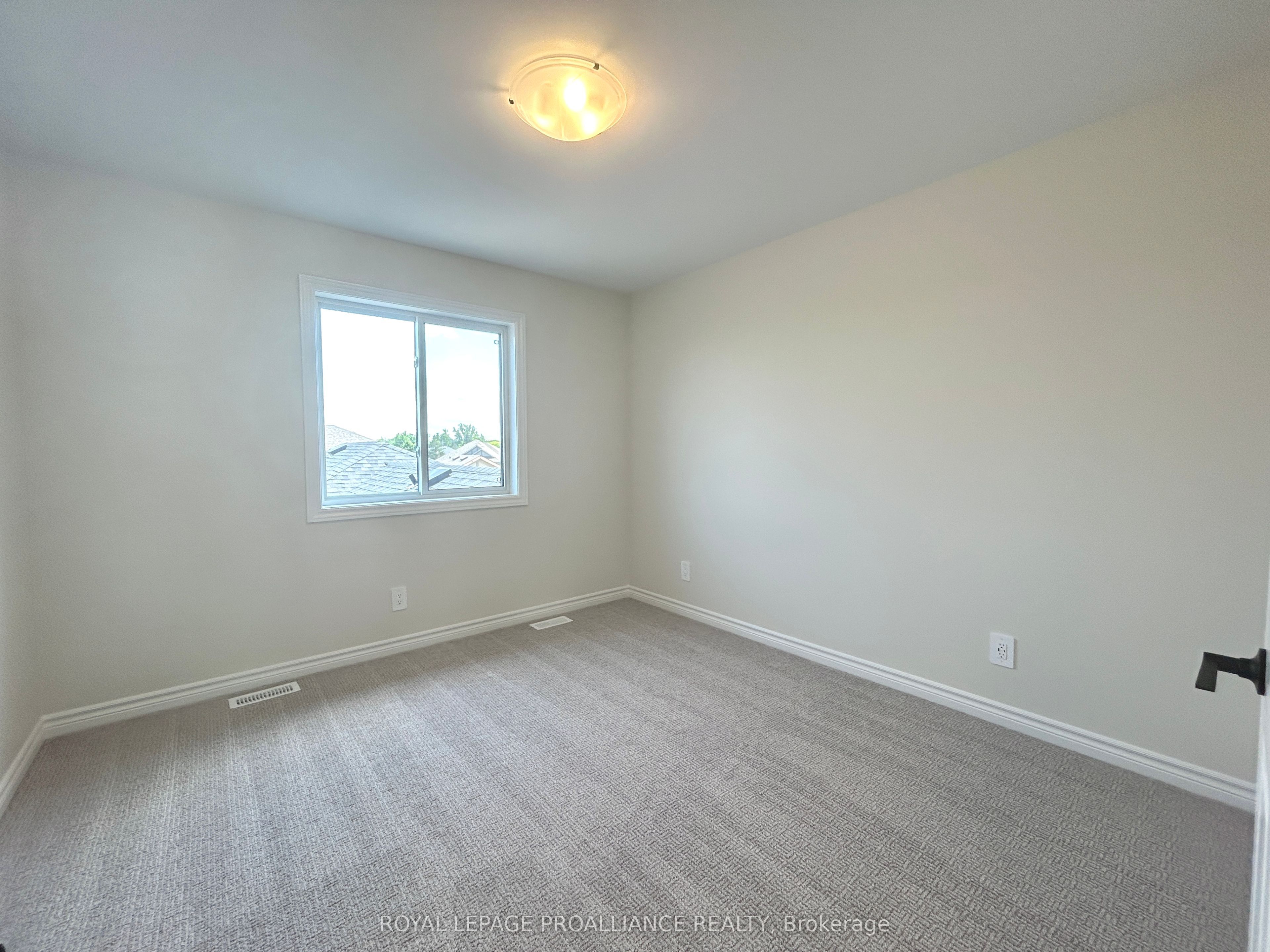 16 Riverstone Way Property Photo 18