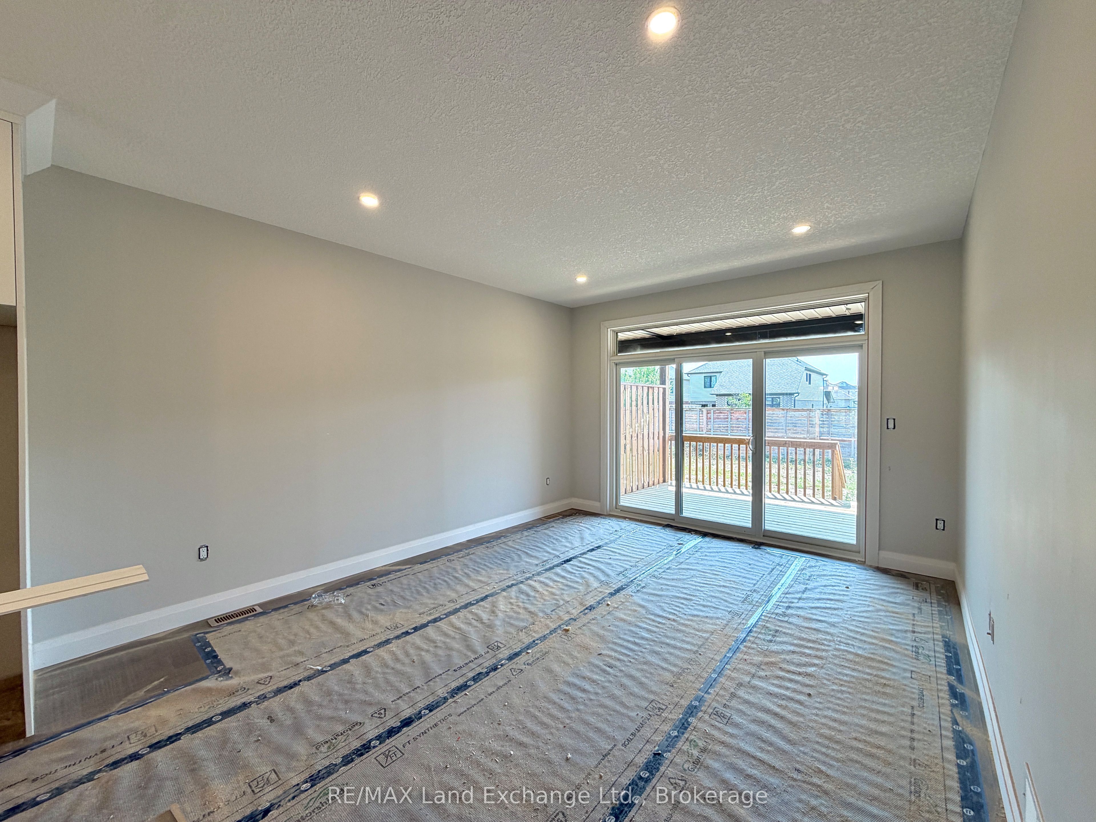 360 Rosner Drive Property Photo 4