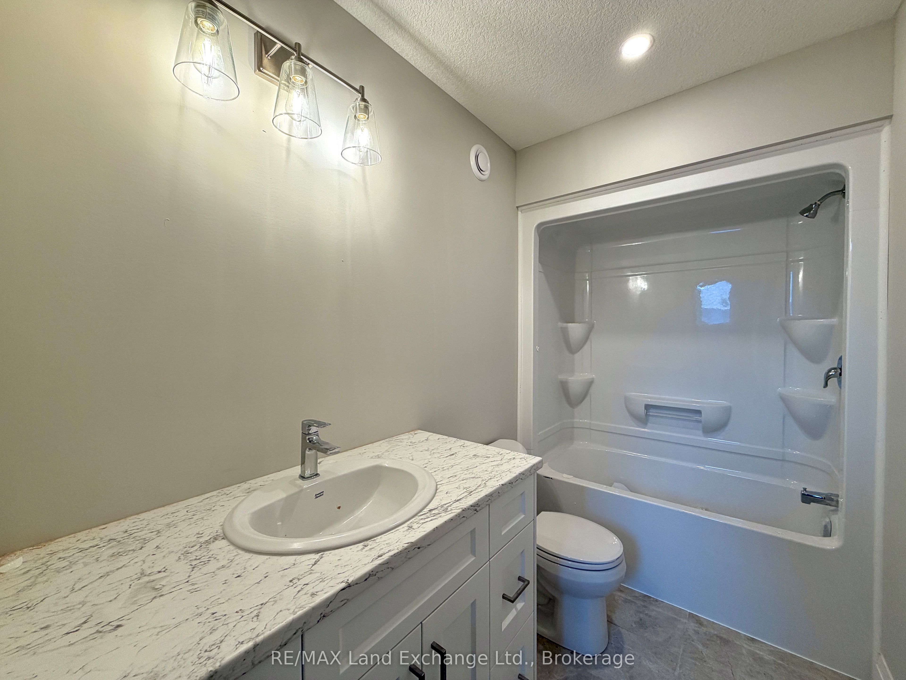 360 Rosner Drive Property Photo 11