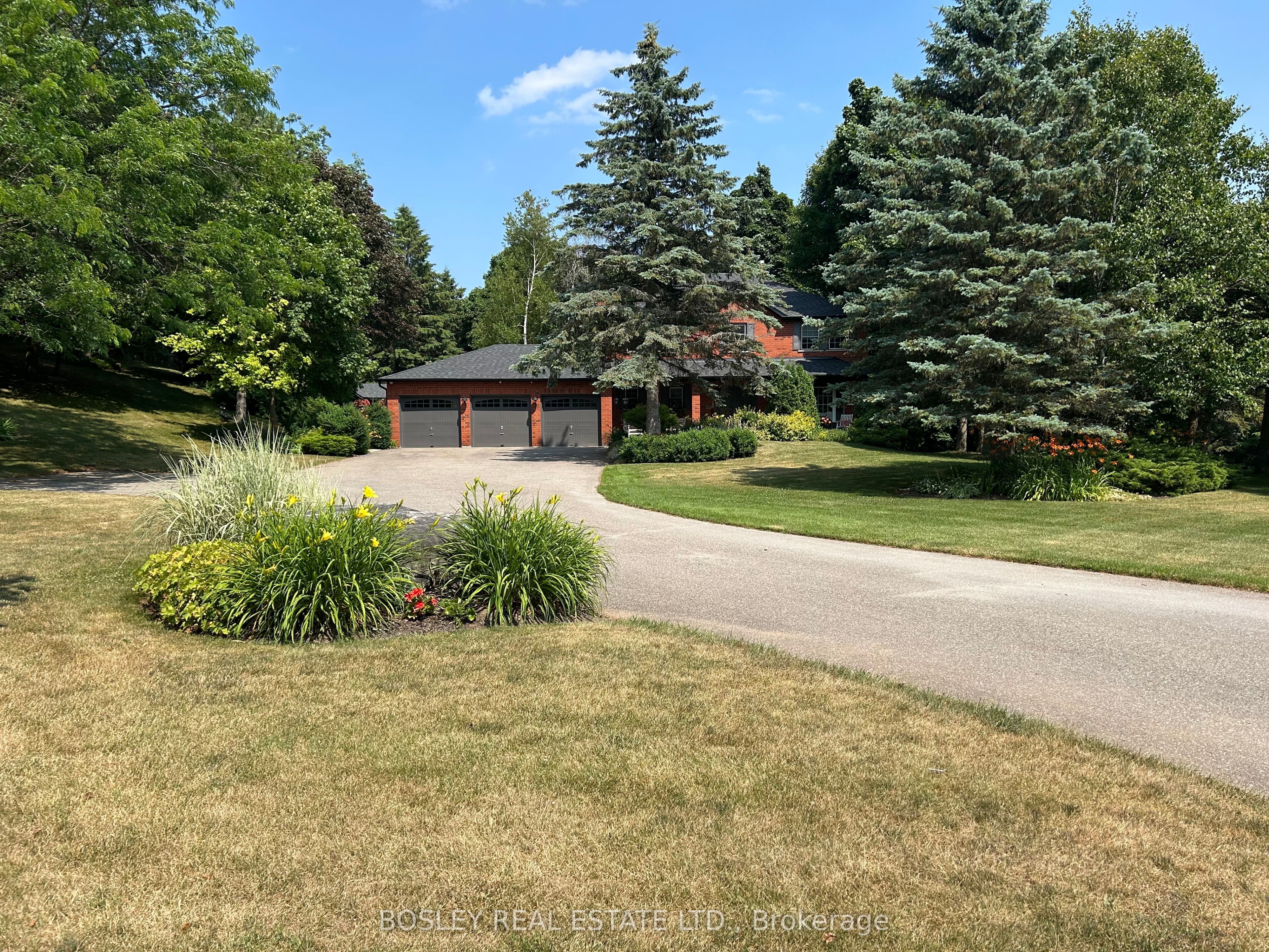16 Bayberry Road Property Photo 2