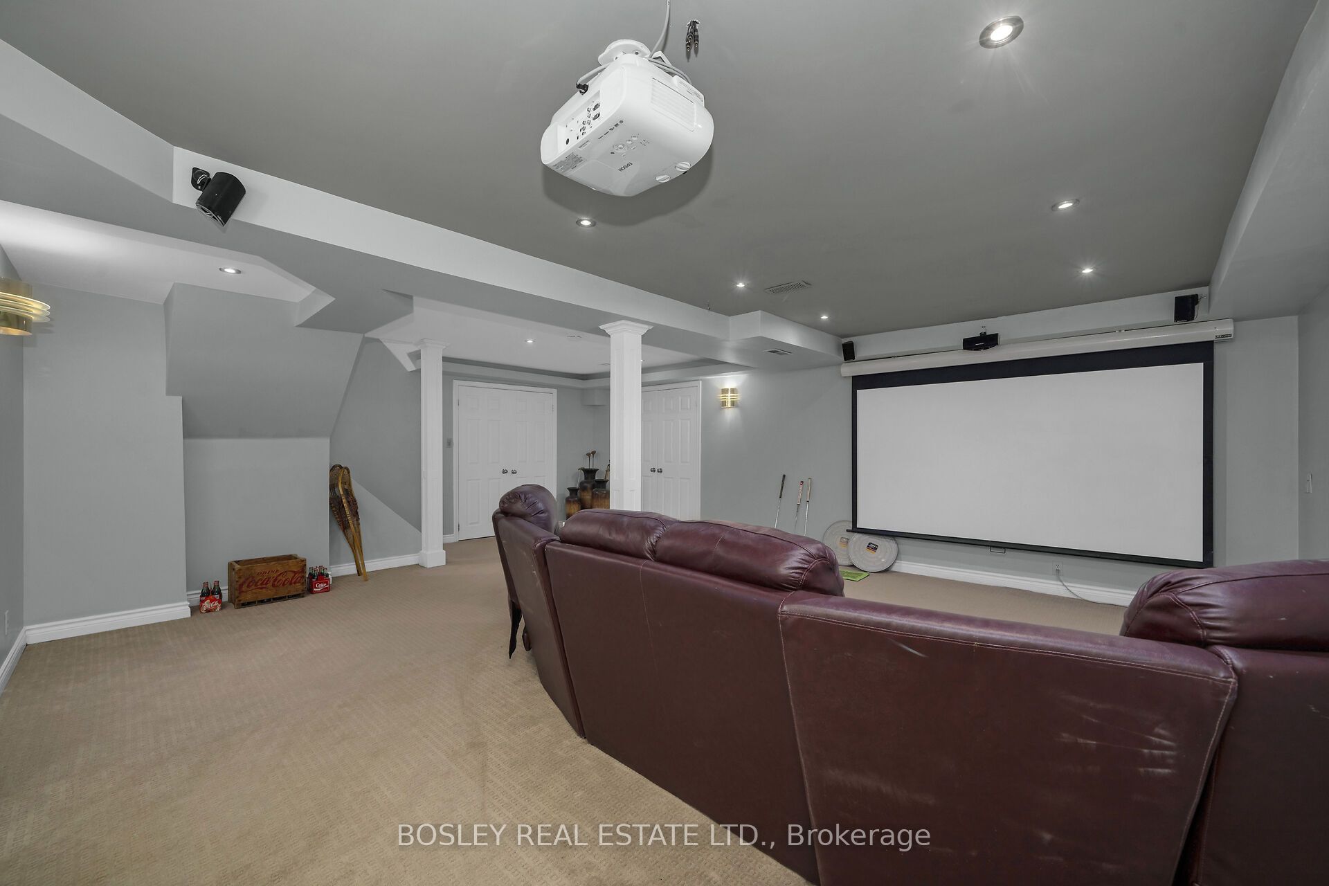 16 Bayberry Road Property Photo 38