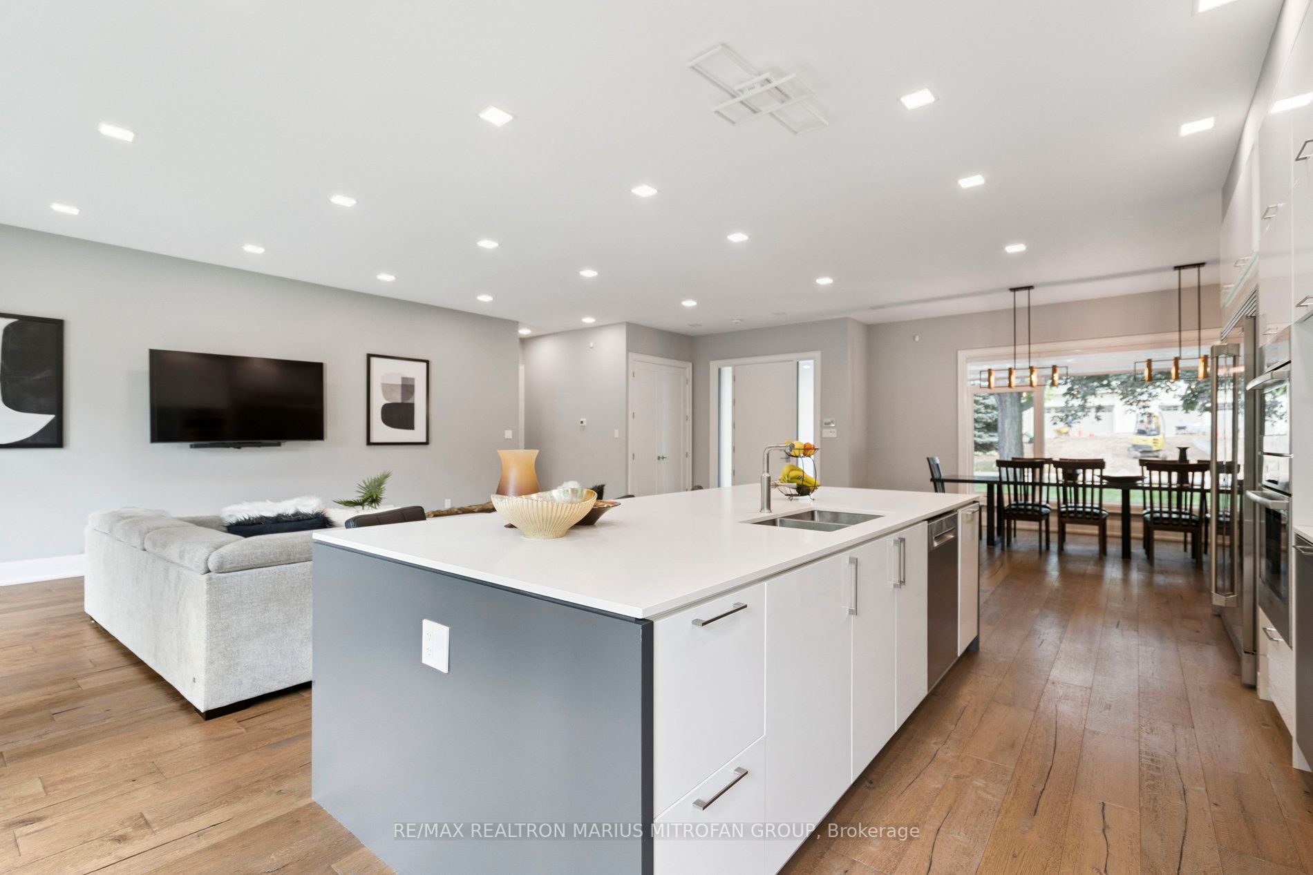 1 Gaywood Gardens Property Photo 10