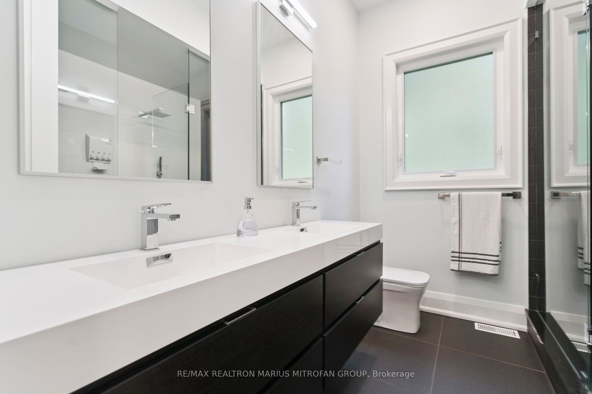 1 Gaywood Gardens Property Photo 19