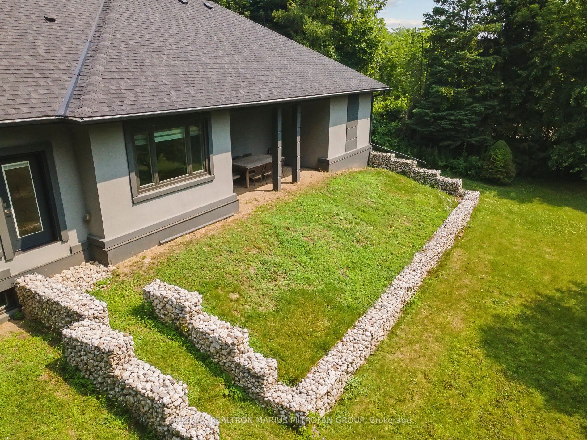 1 Gaywood Gardens Property Photo 48