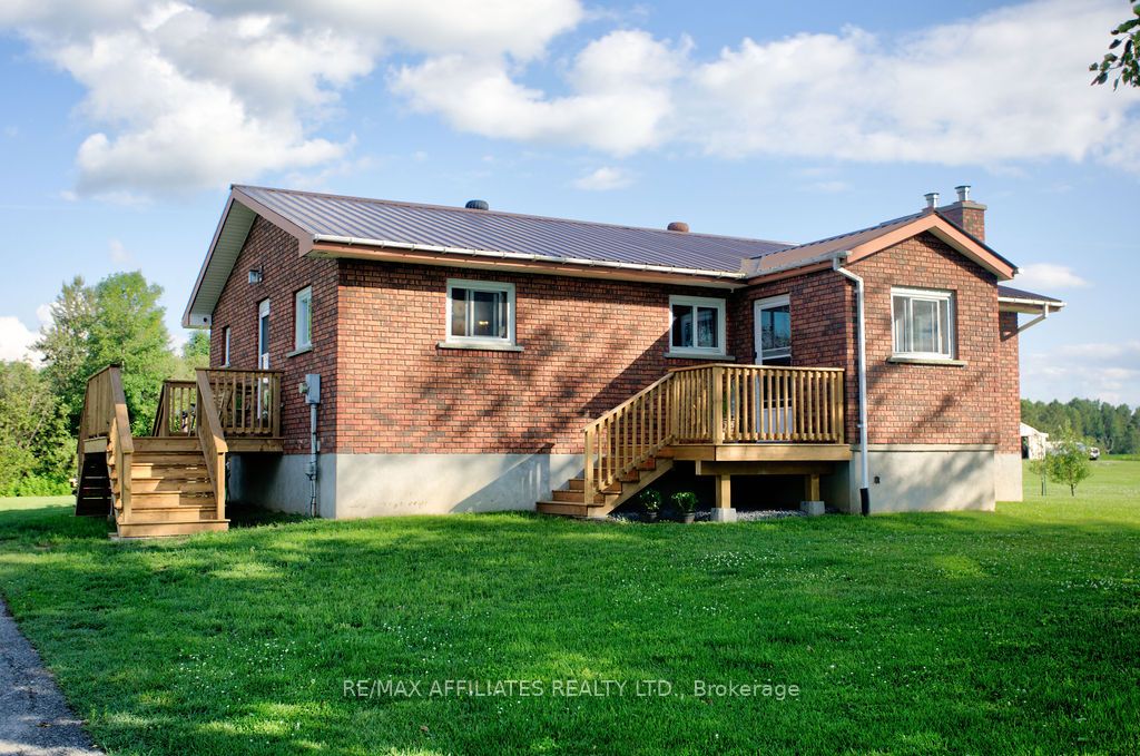 25 Dombroskie Rd