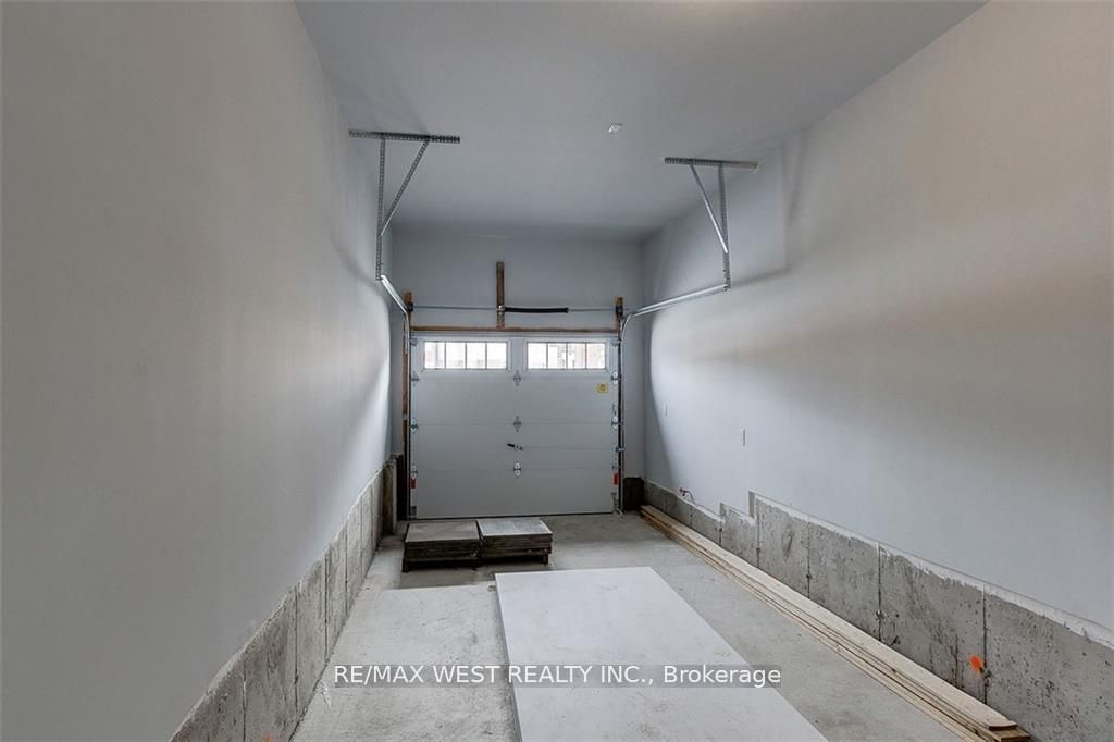 113 Hartley Avenue 22 Property Photo 6