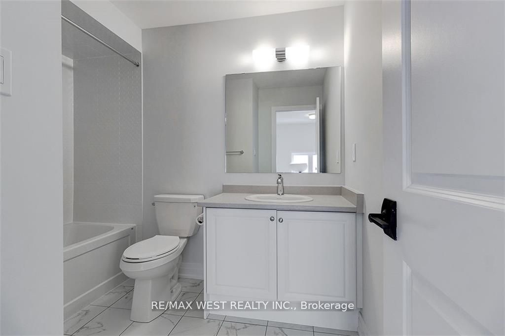 113 Hartley Avenue 22 Property Photo 9