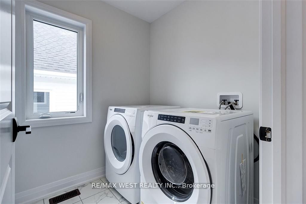 113 Hartley Avenue 22 Property Photo 13