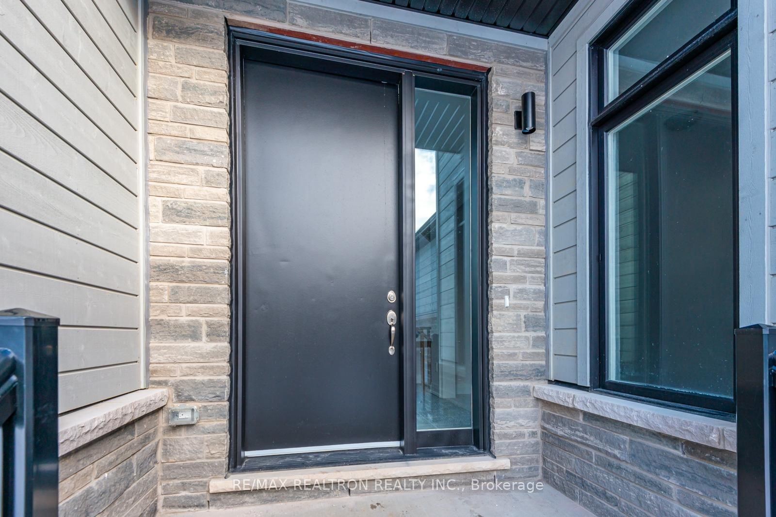 97 Goldie Court Property Photo 2