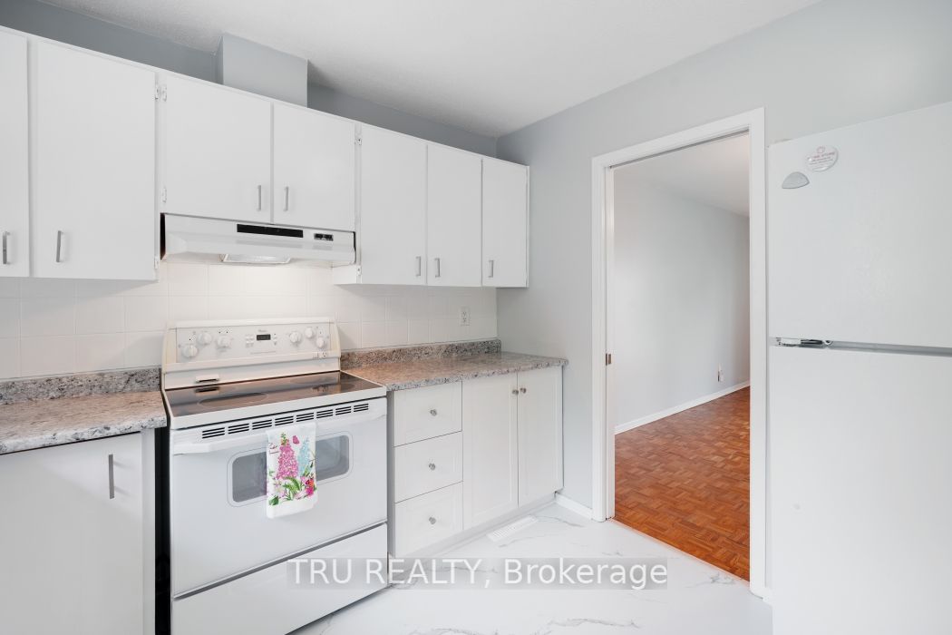 227 Pickford Drive Property Photo 11