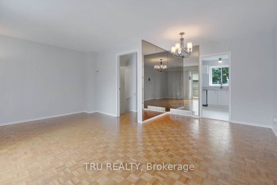 227 Pickford Drive Property Photo 13