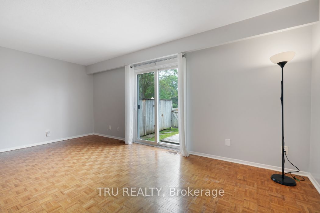 227 Pickford Drive Property Photo 15