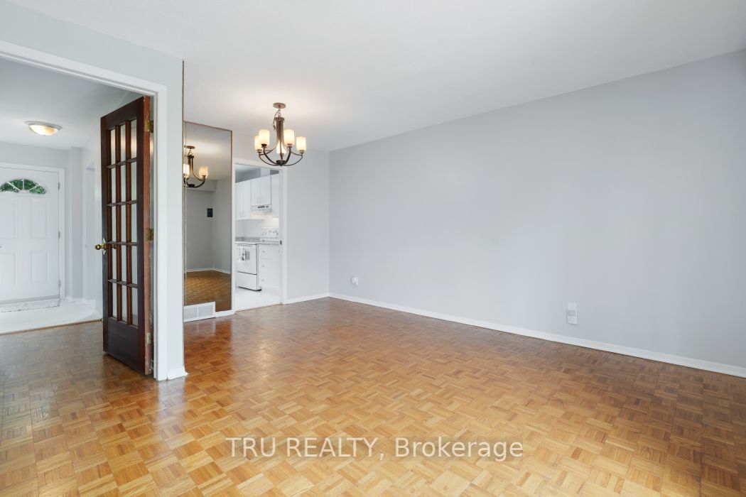 227 Pickford Drive Property Photo 18