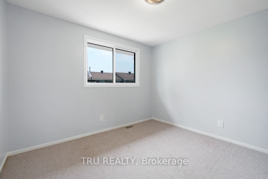 227 Pickford Drive Property Photo 24