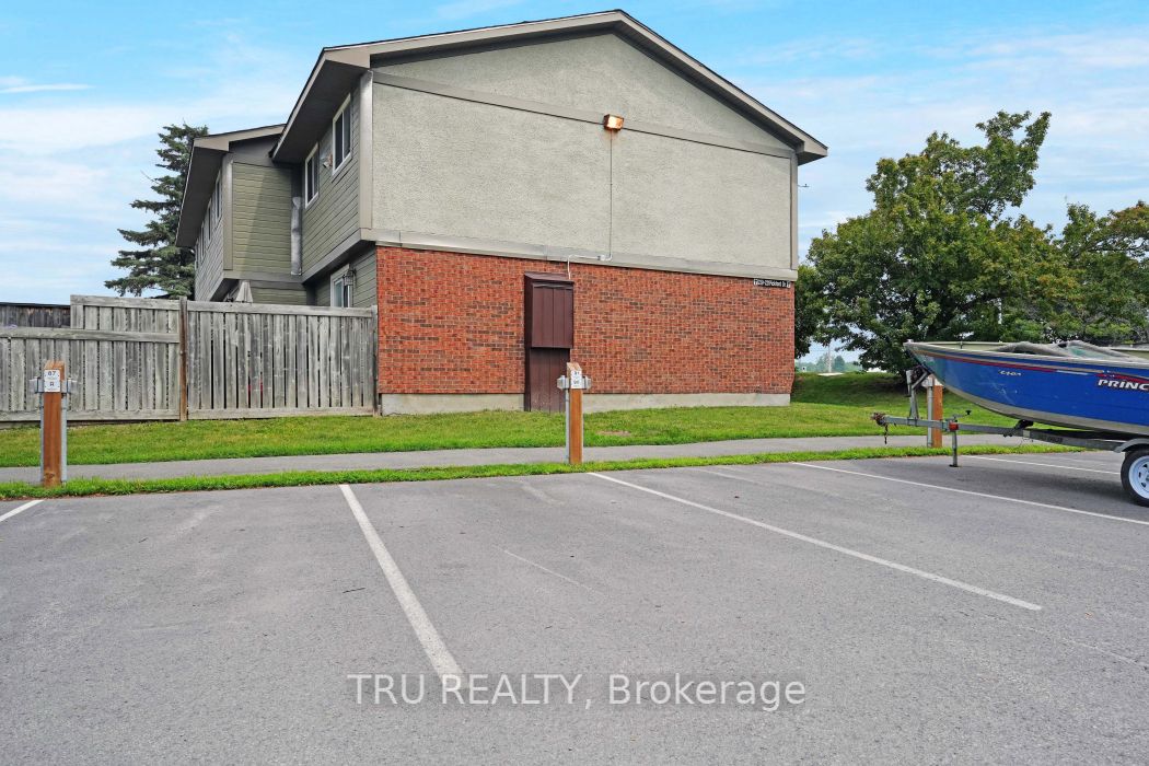 227 Pickford Drive Property Photo 36