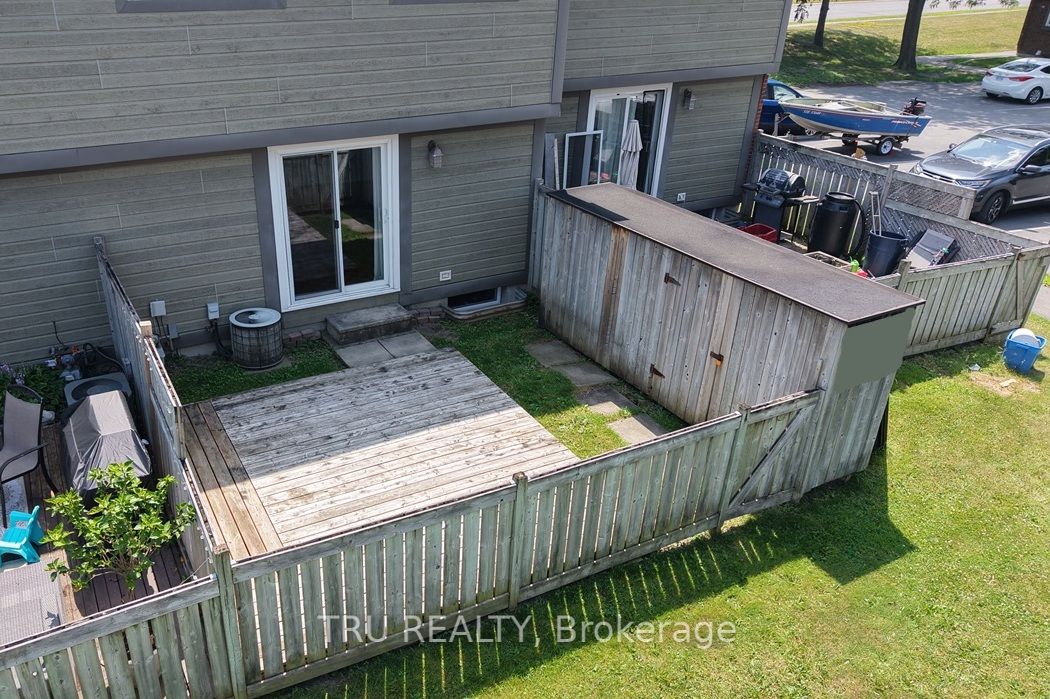 227 Pickford Drive Property Photo 40