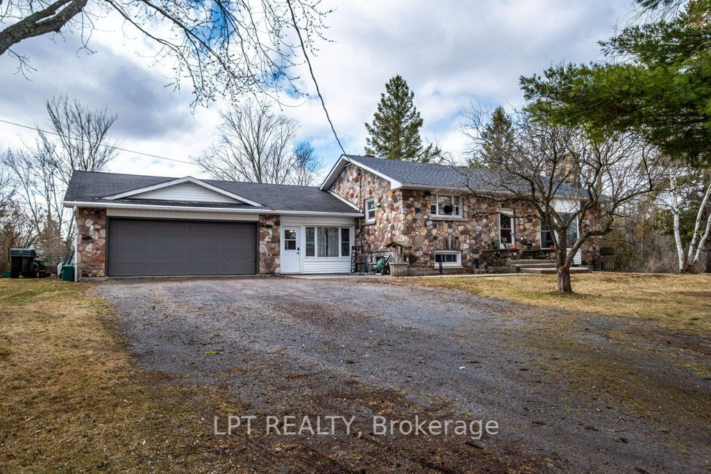 3939 Howes Road Property Photo 1