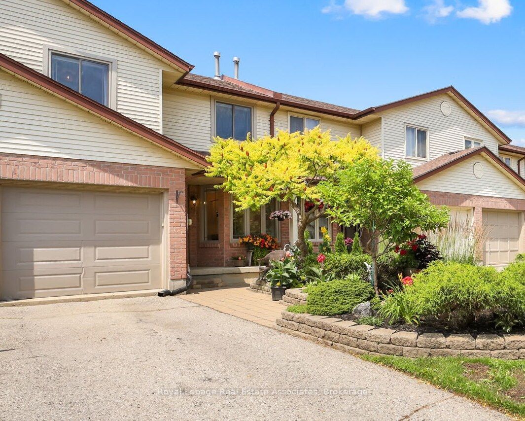 9 Conestoga Road Property Photo 1