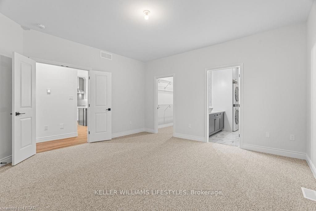 108 Leneve Street Property Photo 19