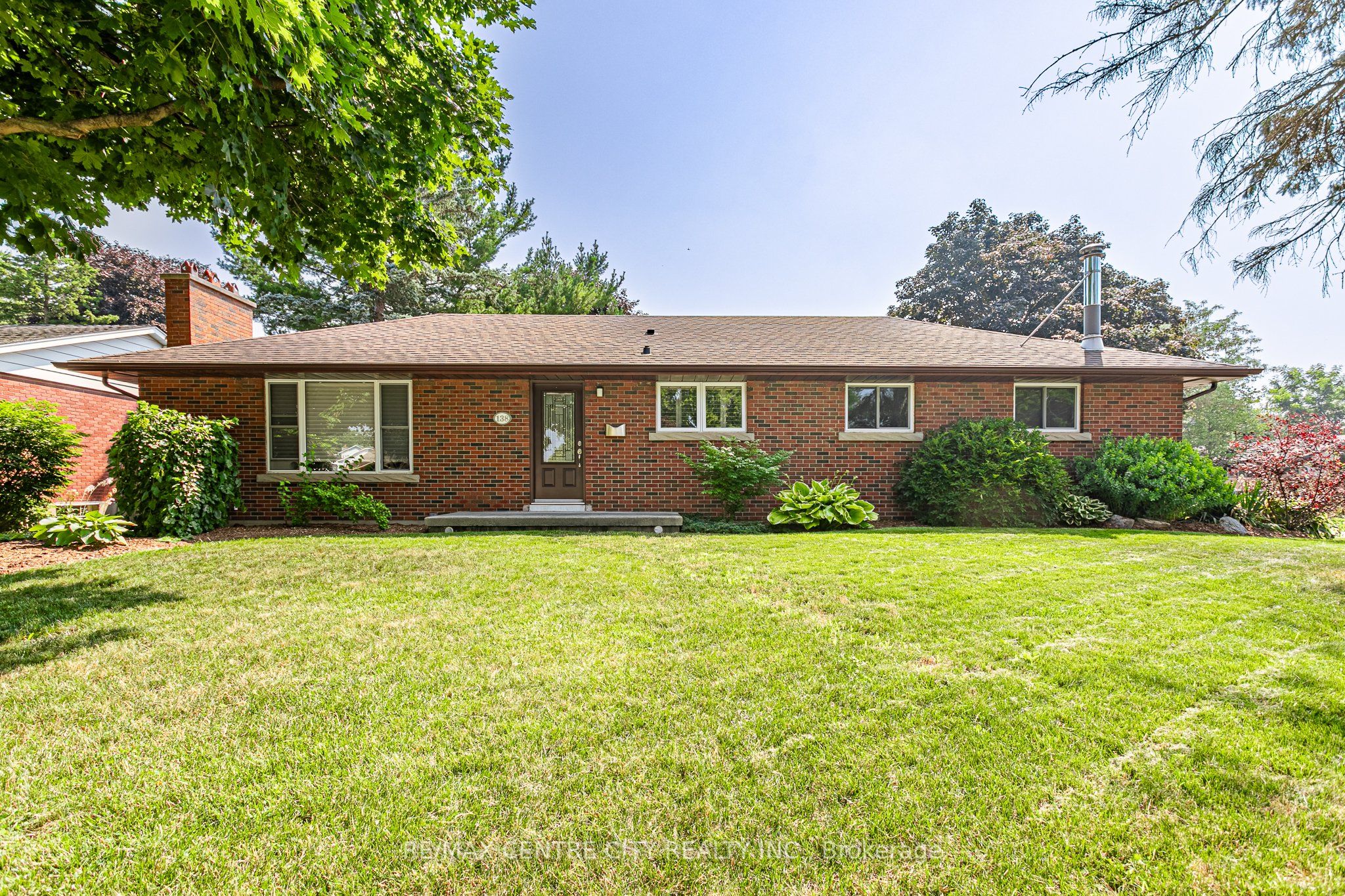 138 Oakwood Drive