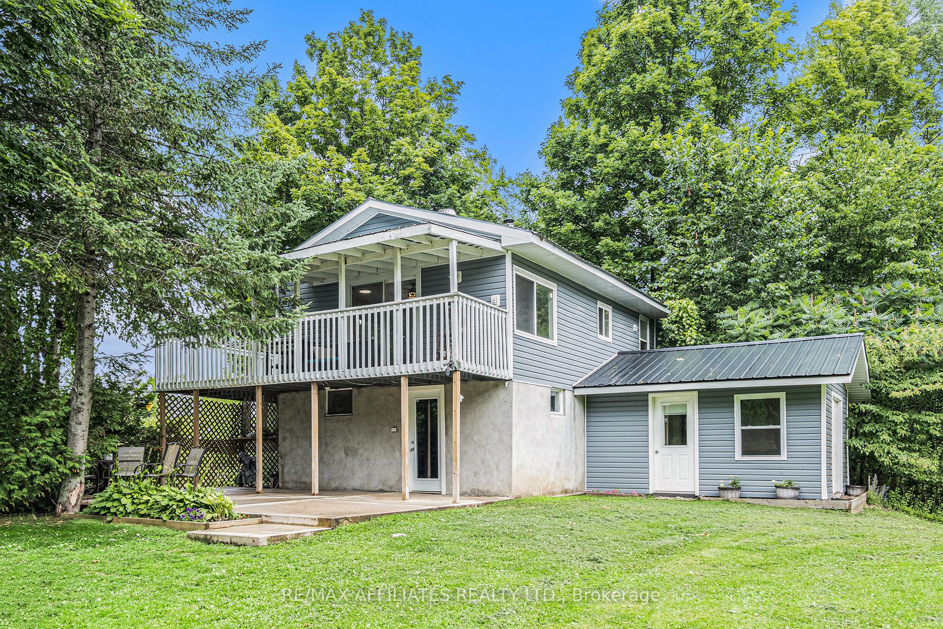 13198 38 Road Property Photo 1