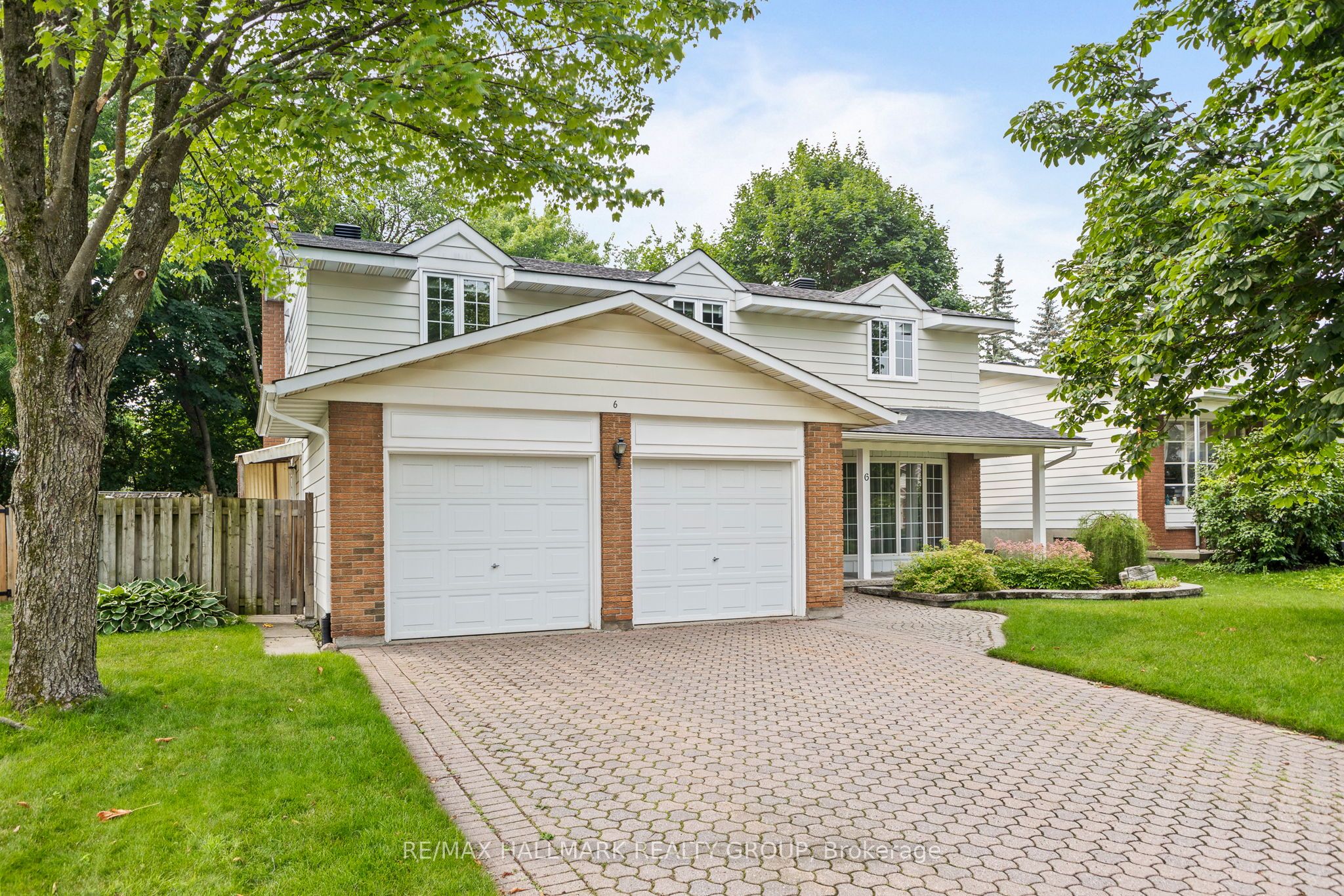 6 Centrepark Drive