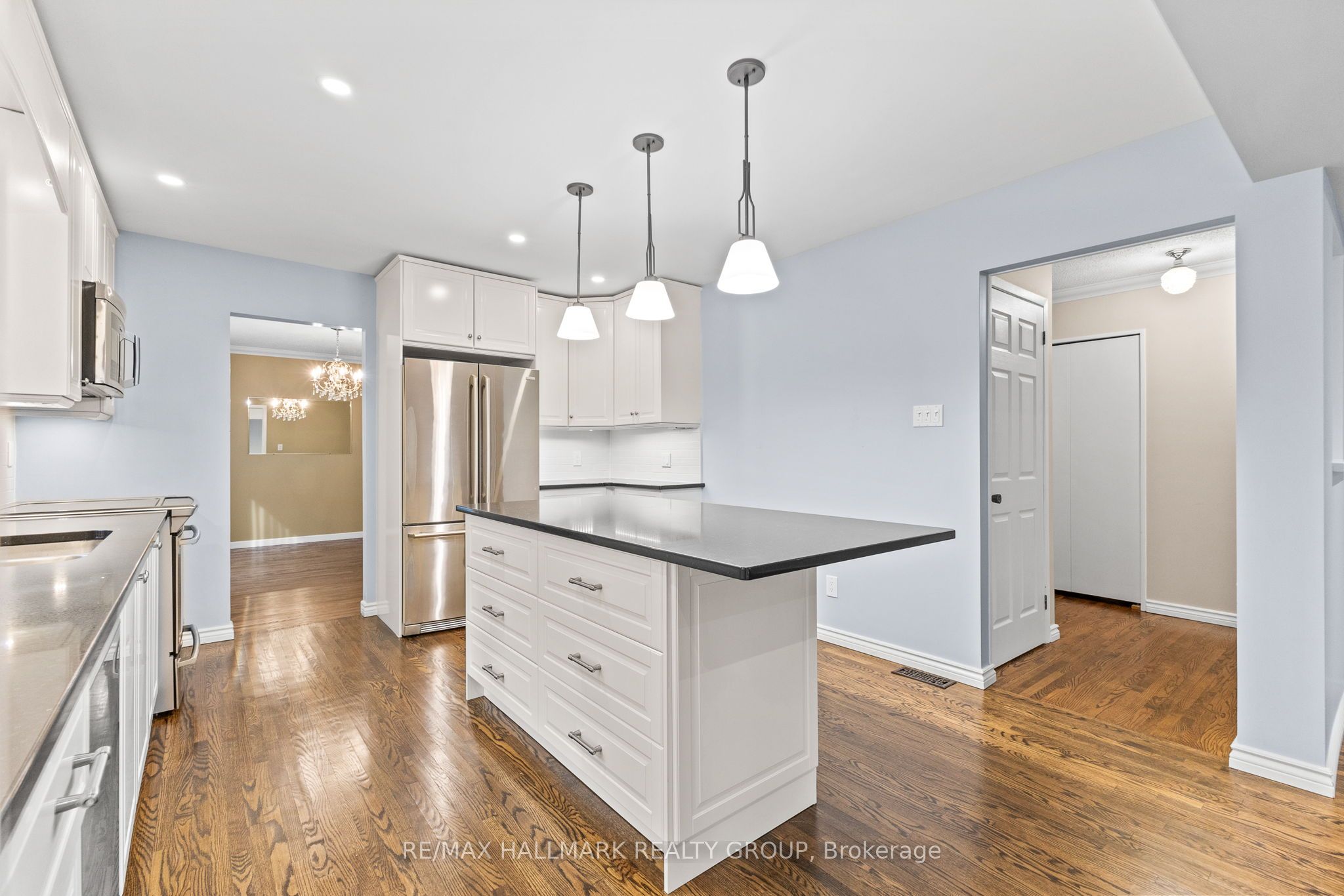 6 Centrepark Drive Property Photo 5